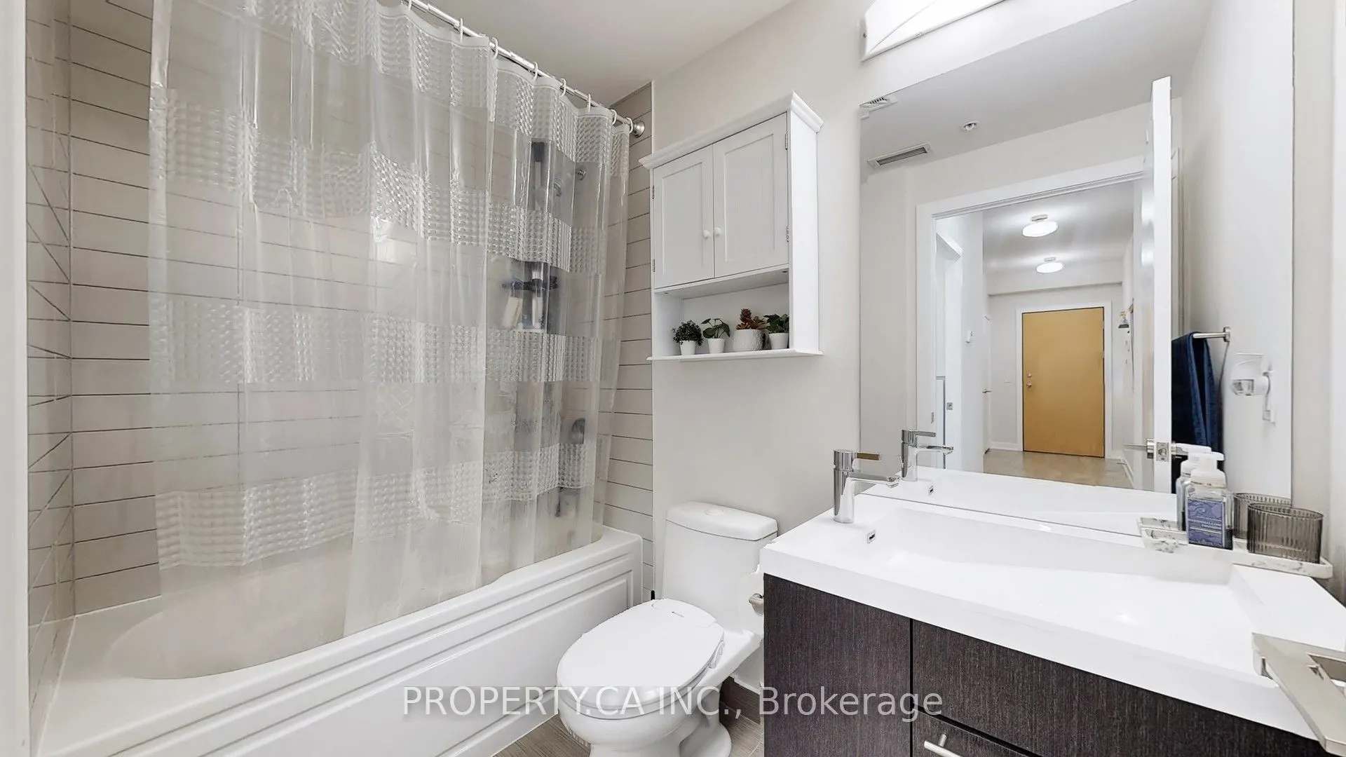 30 Nelson Street, #311