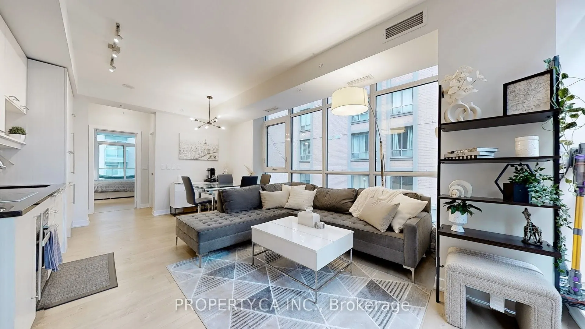 30 Nelson Street, #311