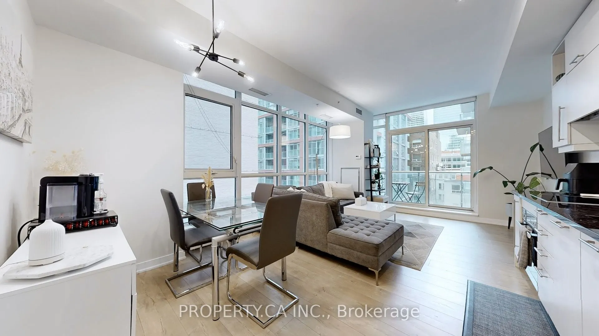 30 Nelson Street, #311
