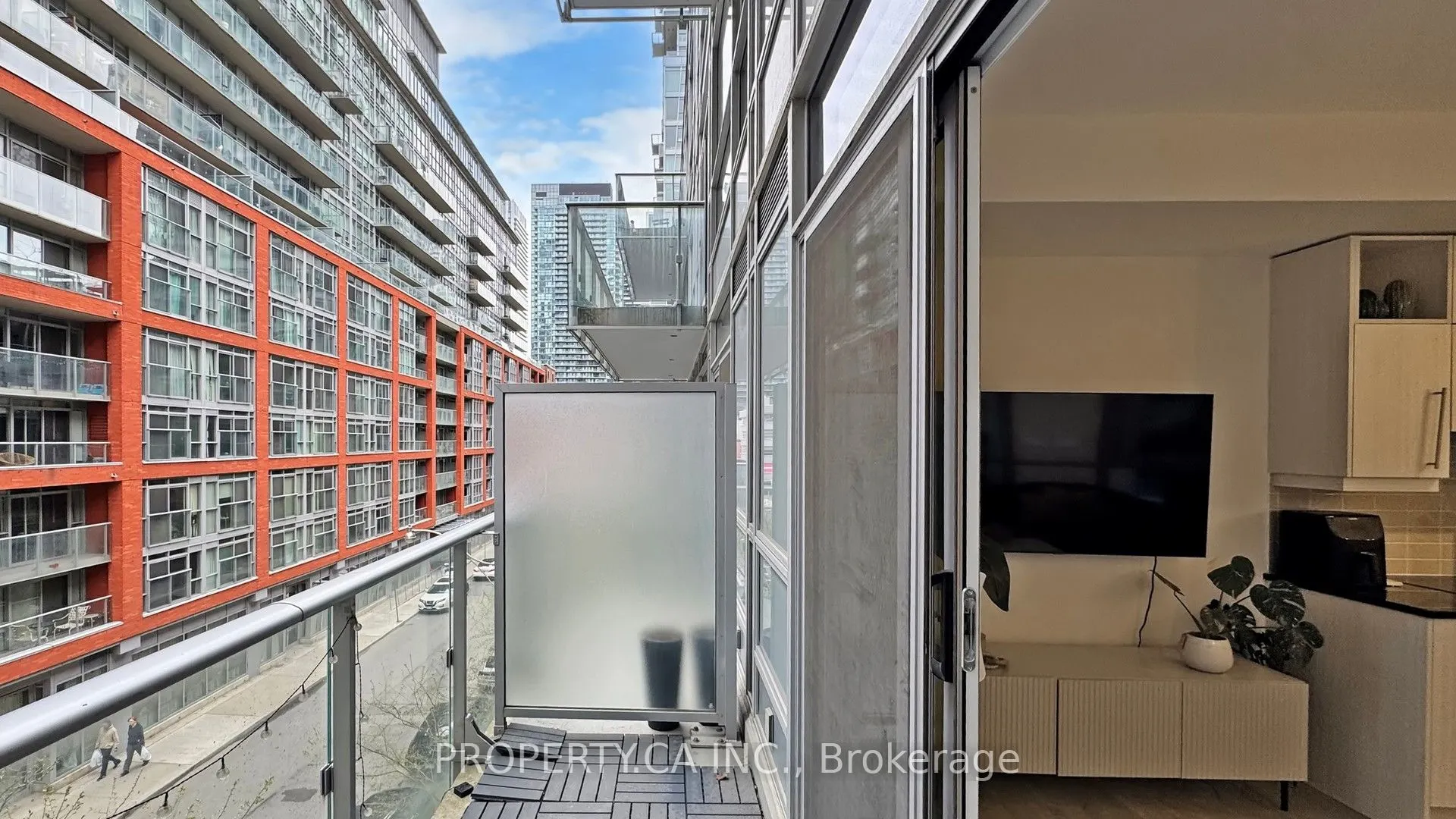 30 Nelson Street, #311