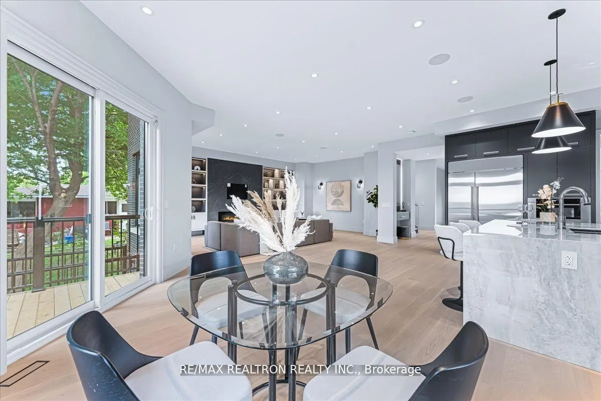 275 Reiner Road