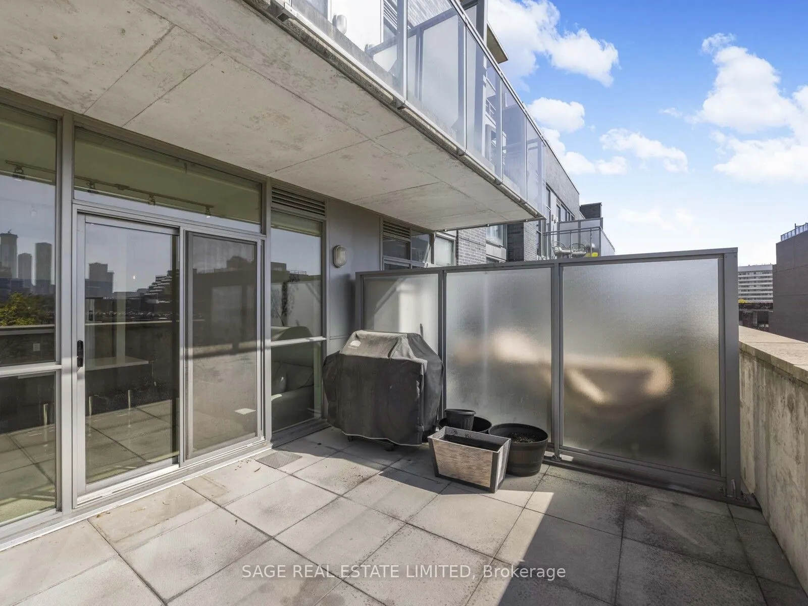 510 King Street E, #405