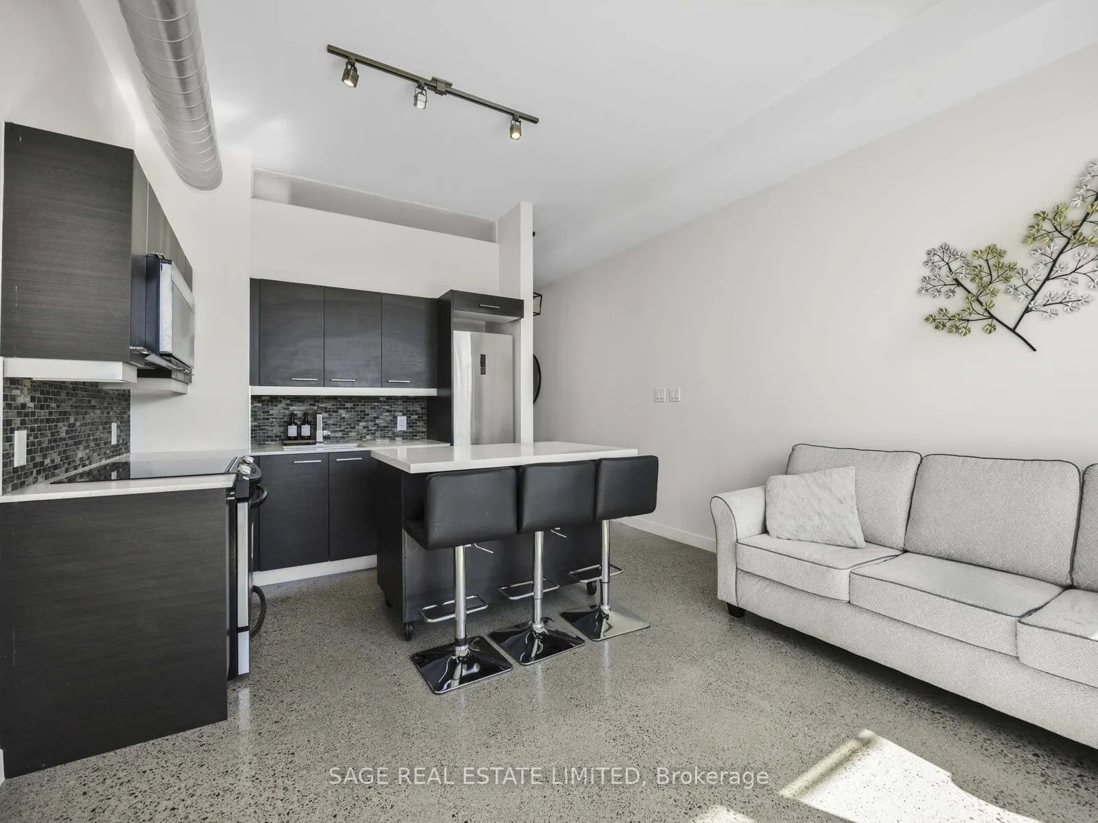 510 King Street E, #405