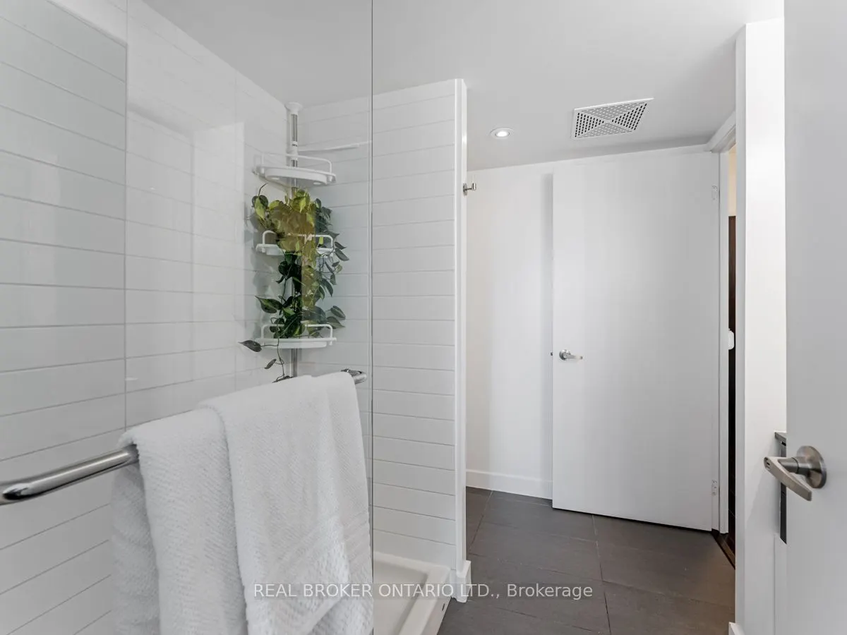 38 Dan Leckie Way, #3106