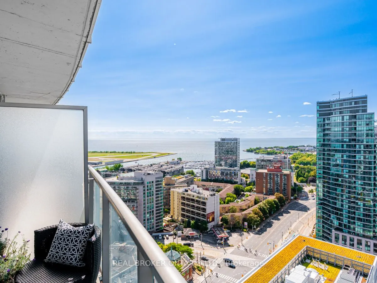 38 Dan Leckie Way, #3106