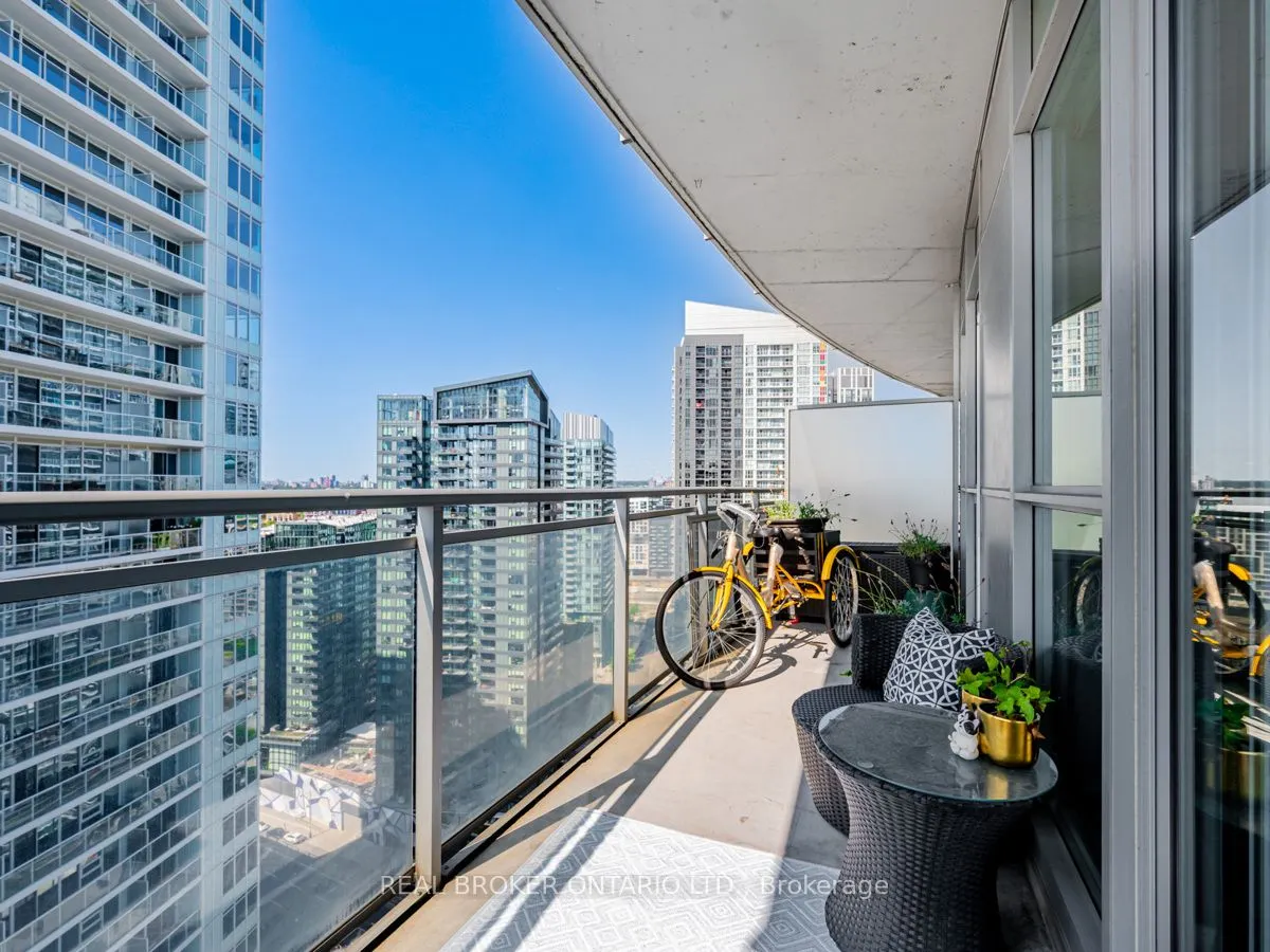 38 Dan Leckie Way, #3106