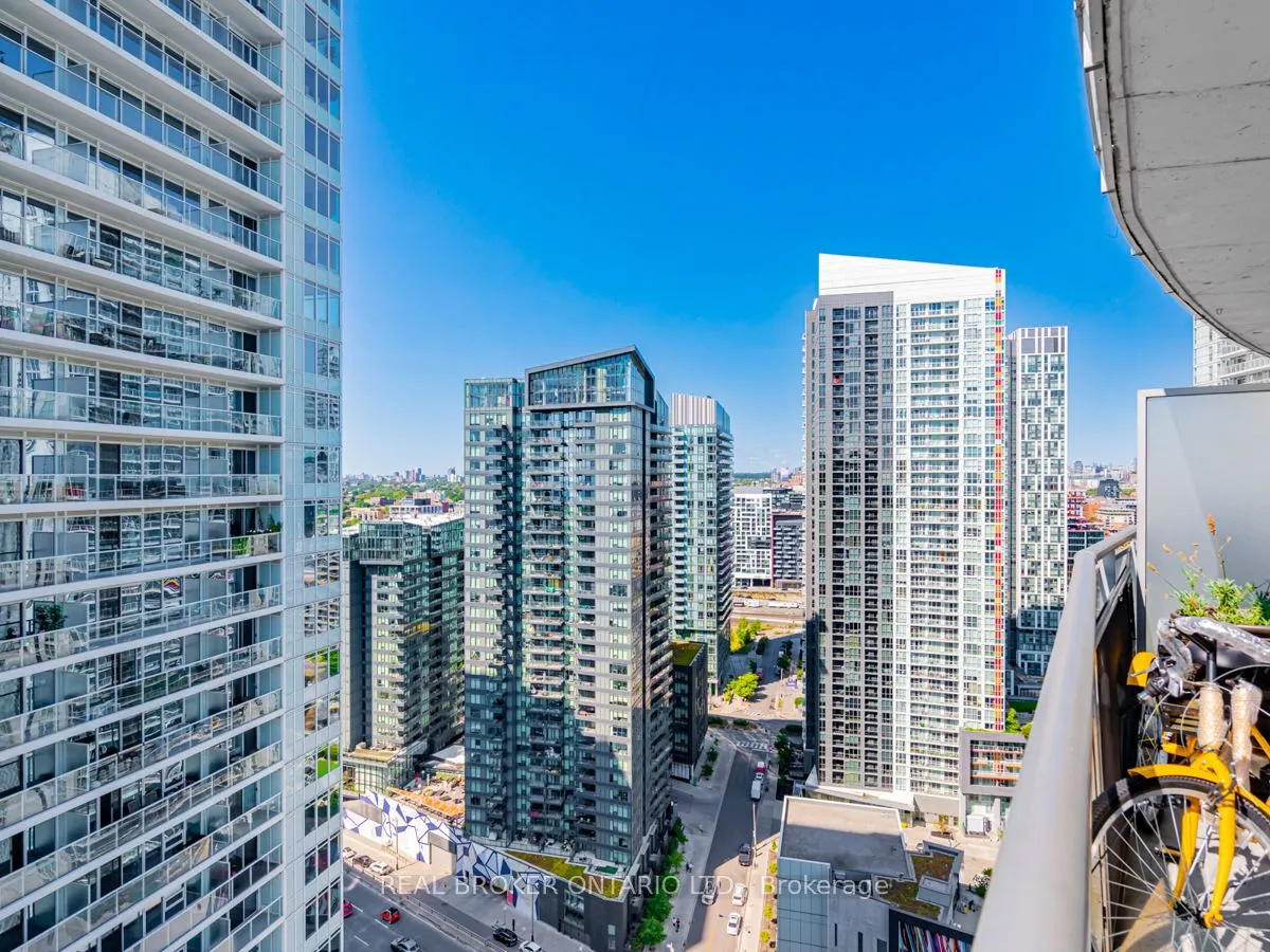 38 Dan Leckie Way, #3106