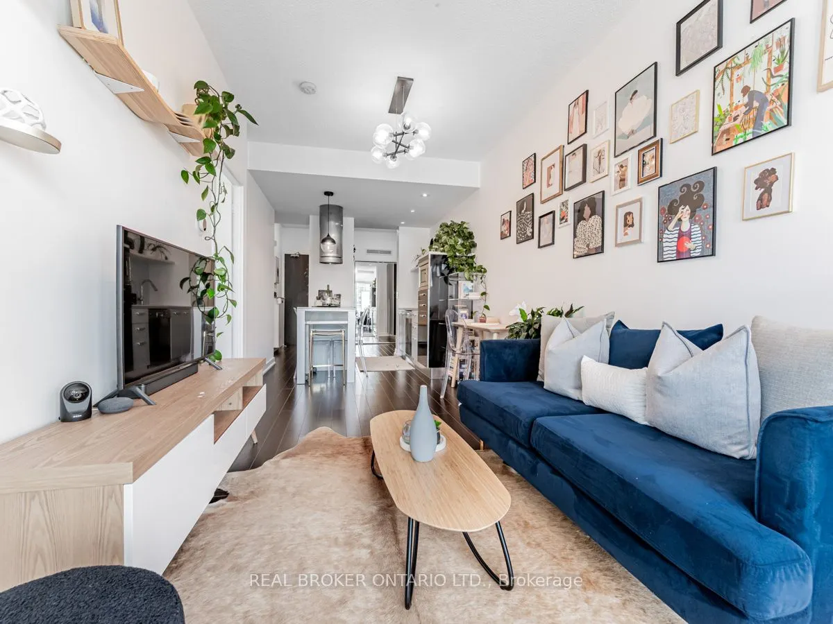 38 Dan Leckie Way, #3106