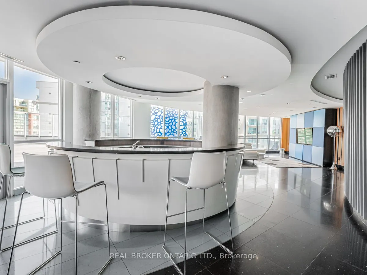 38 Dan Leckie Way, #3106