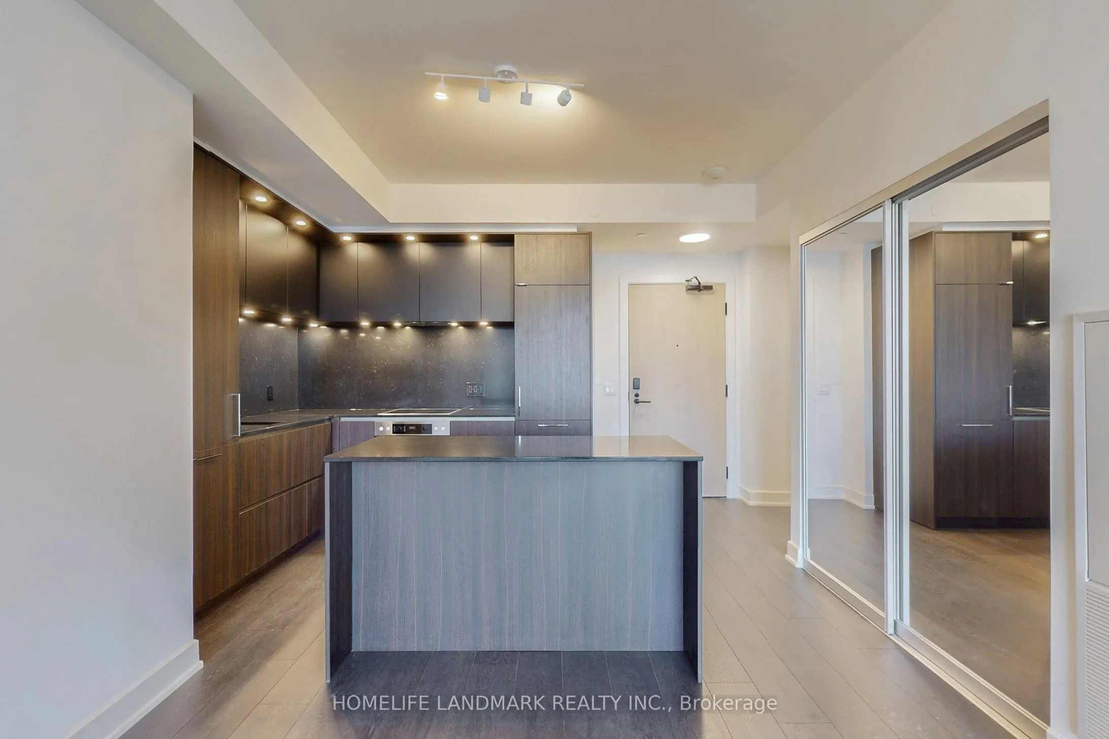 15 MERCER Street, #3804