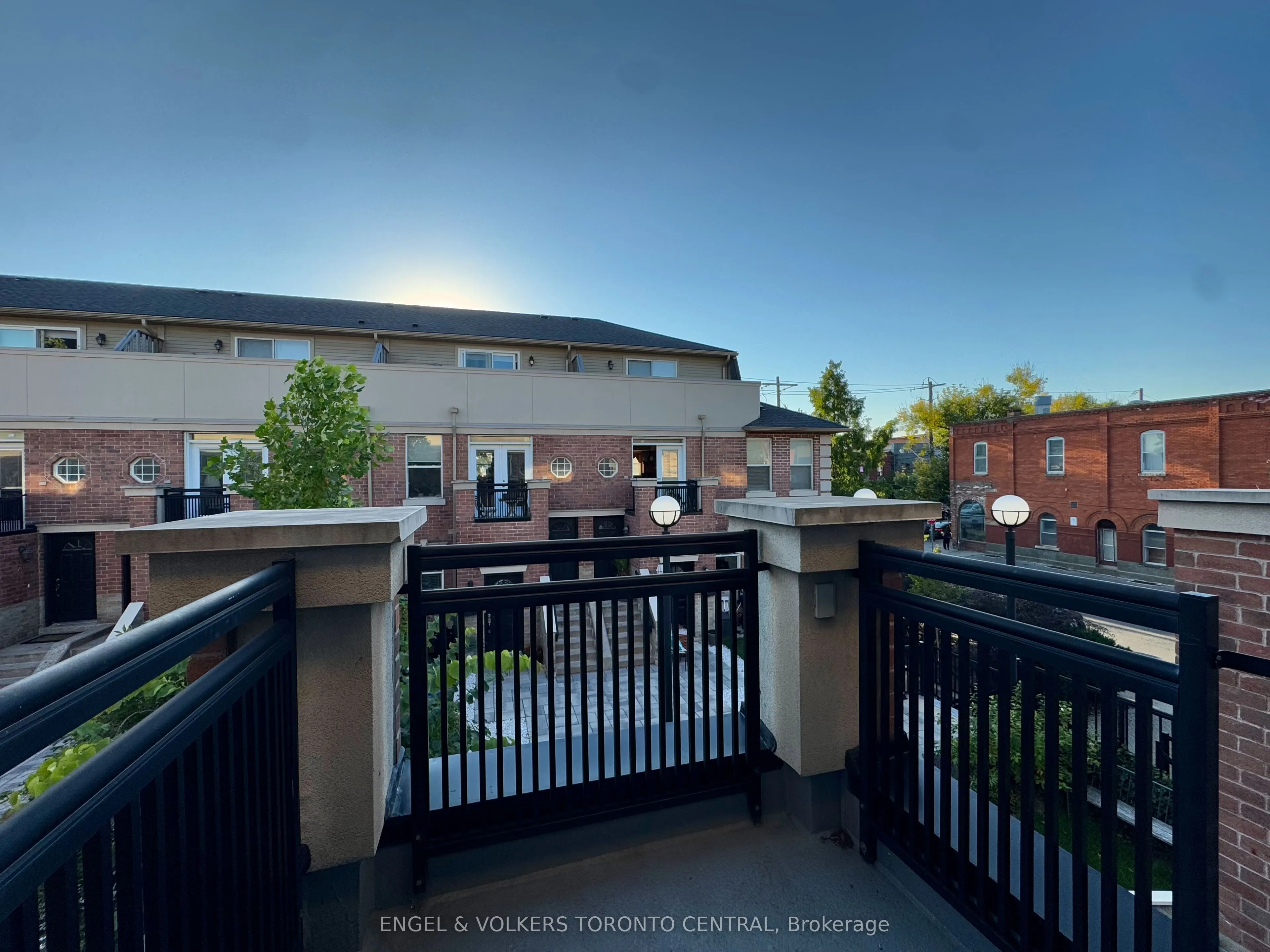 51 Halton Street, #216