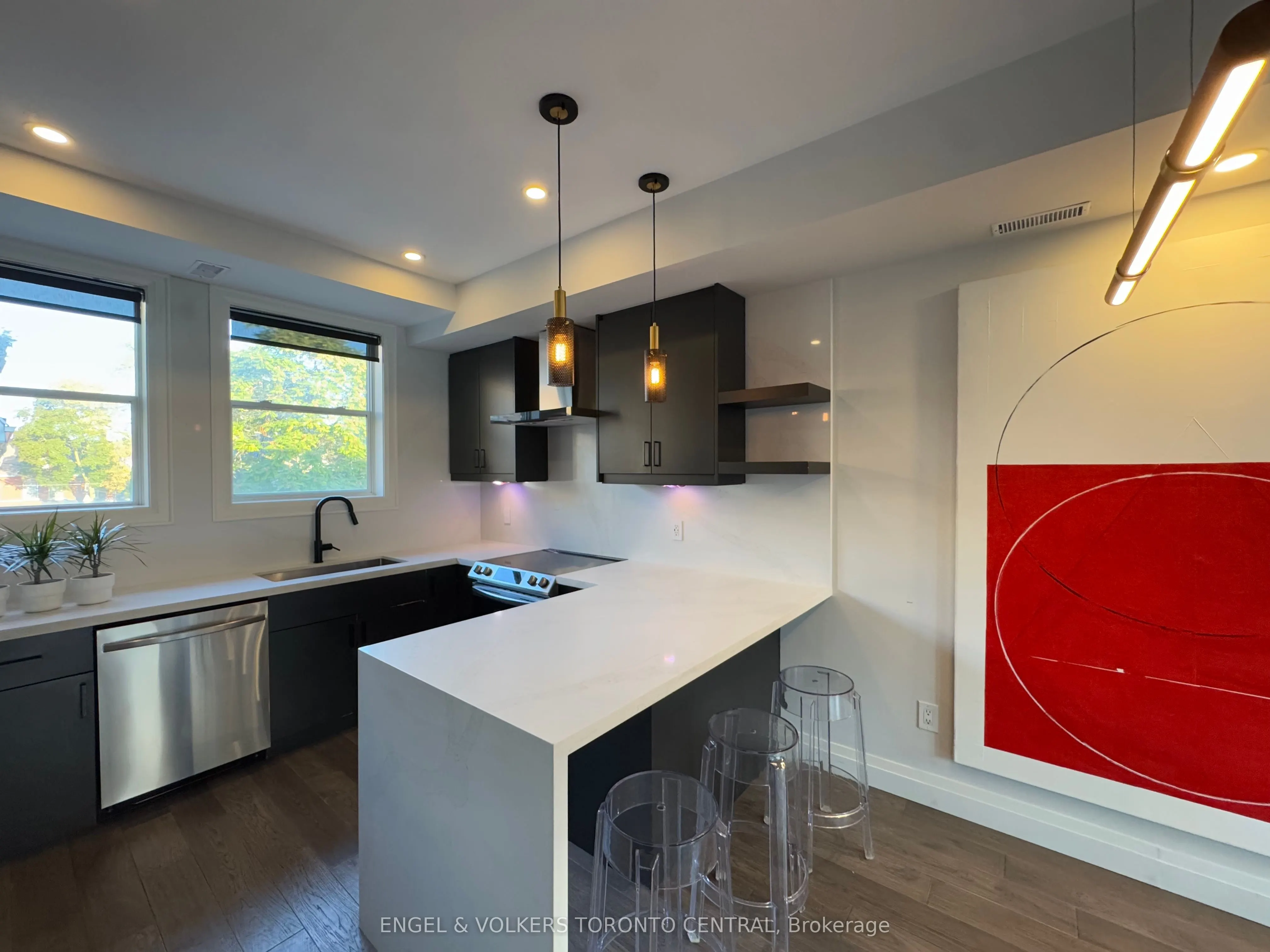 51 Halton Street, #216