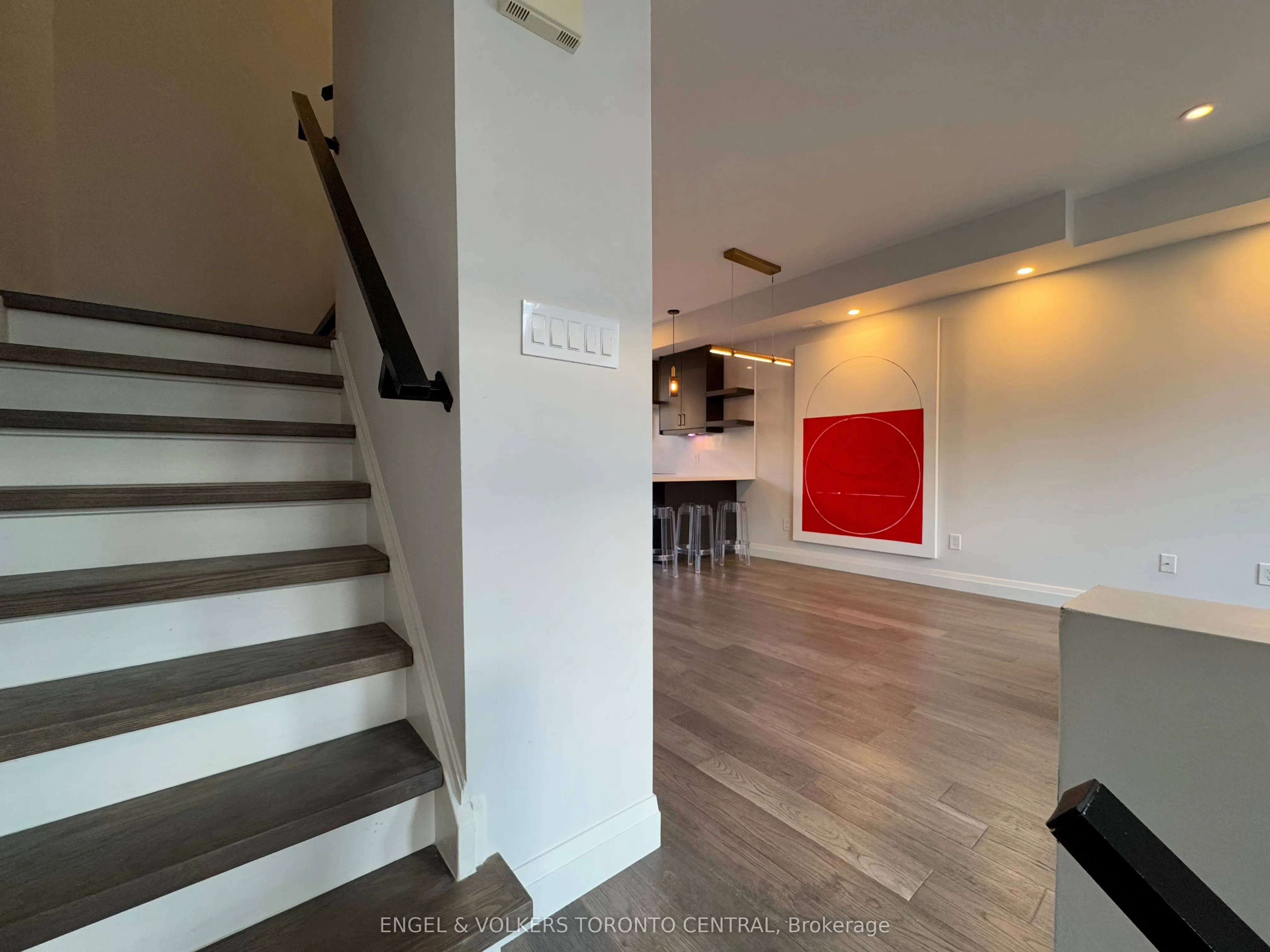 51 Halton Street, #216
