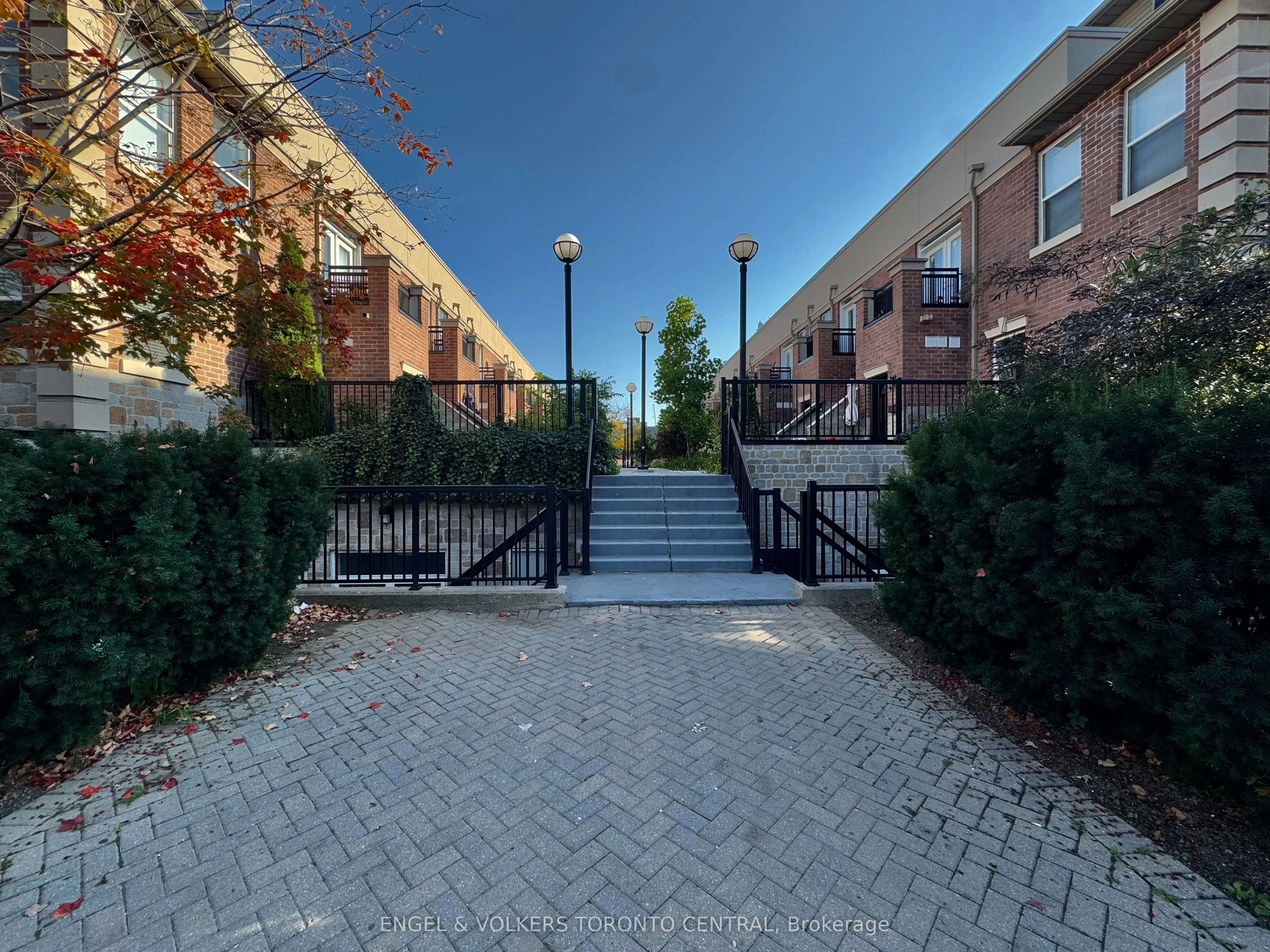 51 Halton Street, #216