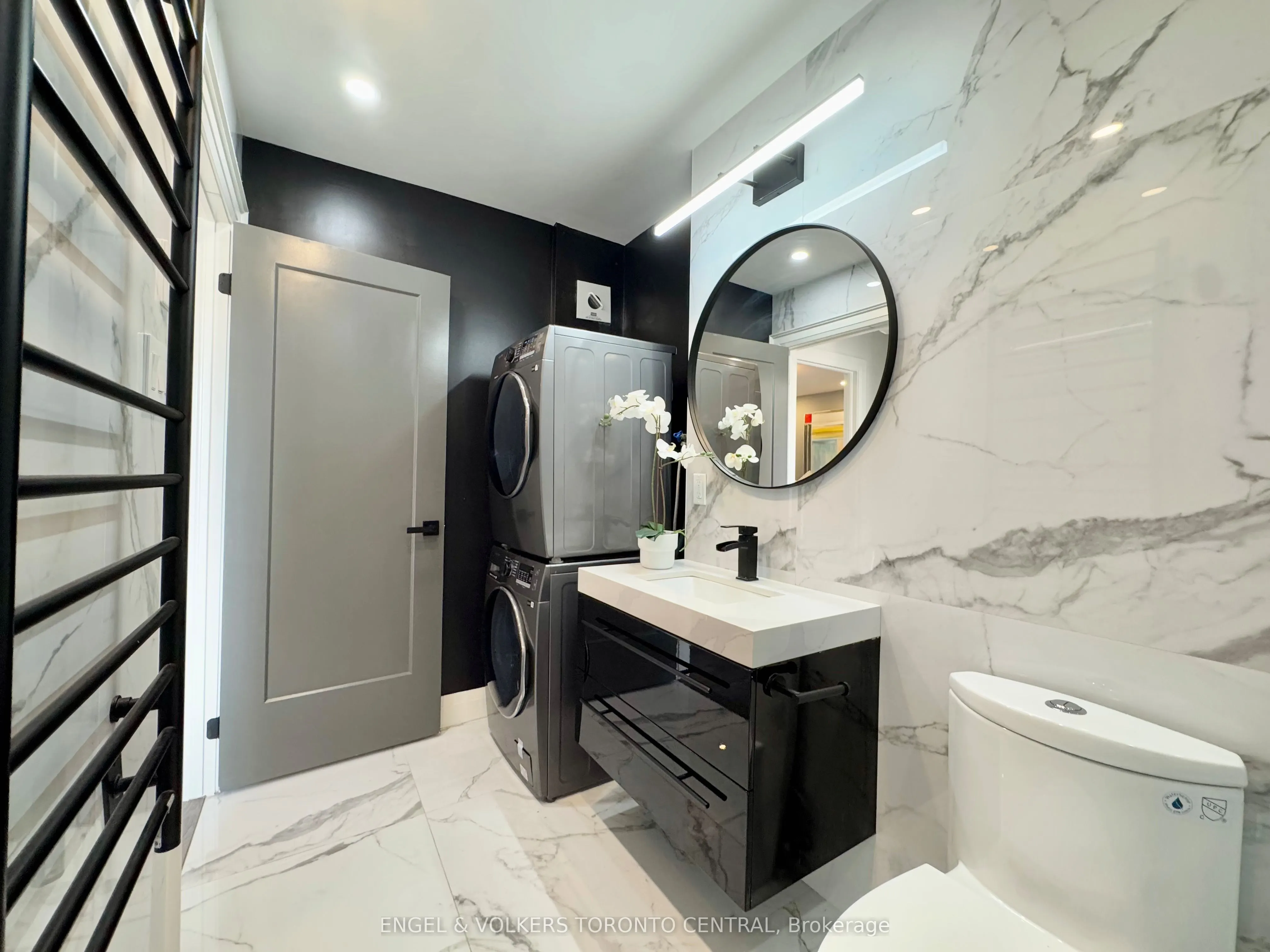 51 Halton Street, #216