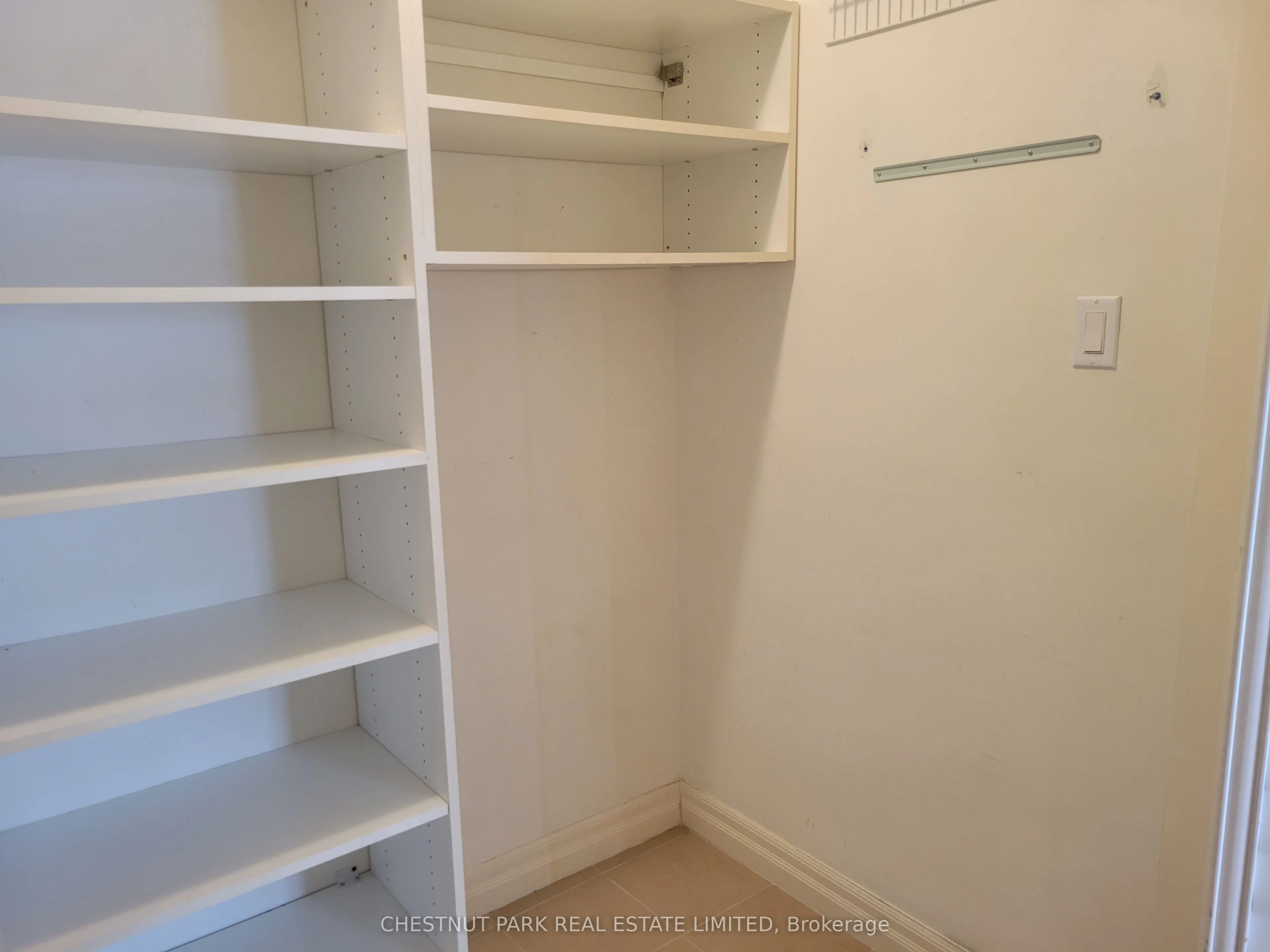 260 Seneca Hill Drive, #1404