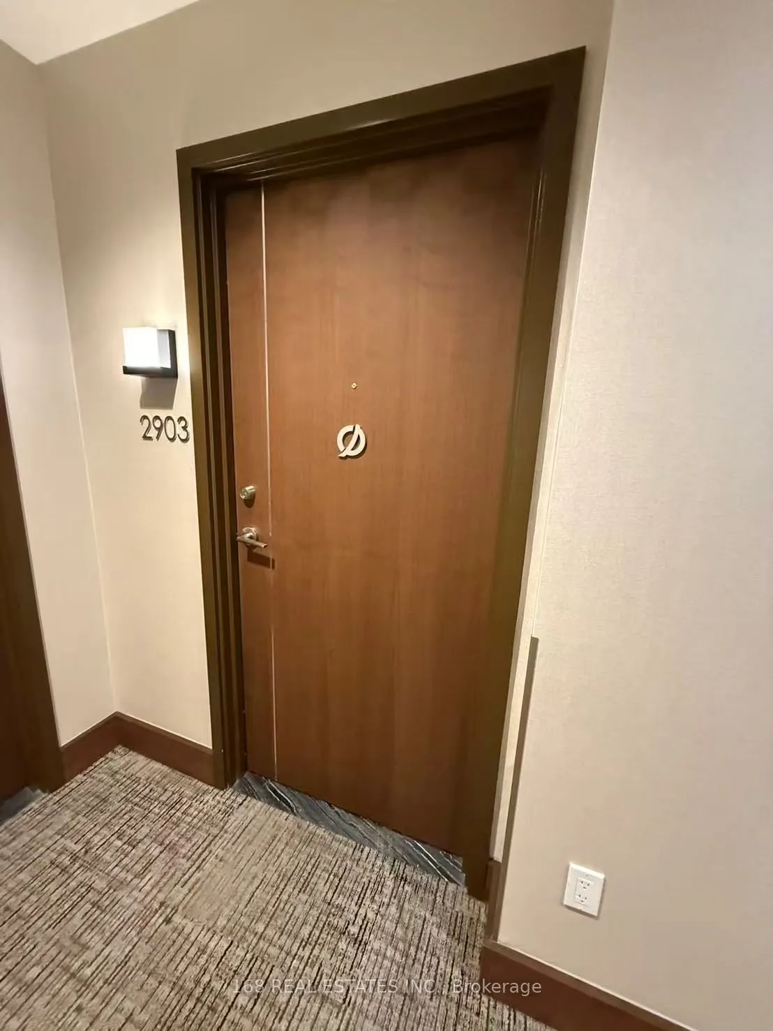 117 Mcmahon Drive, #2903