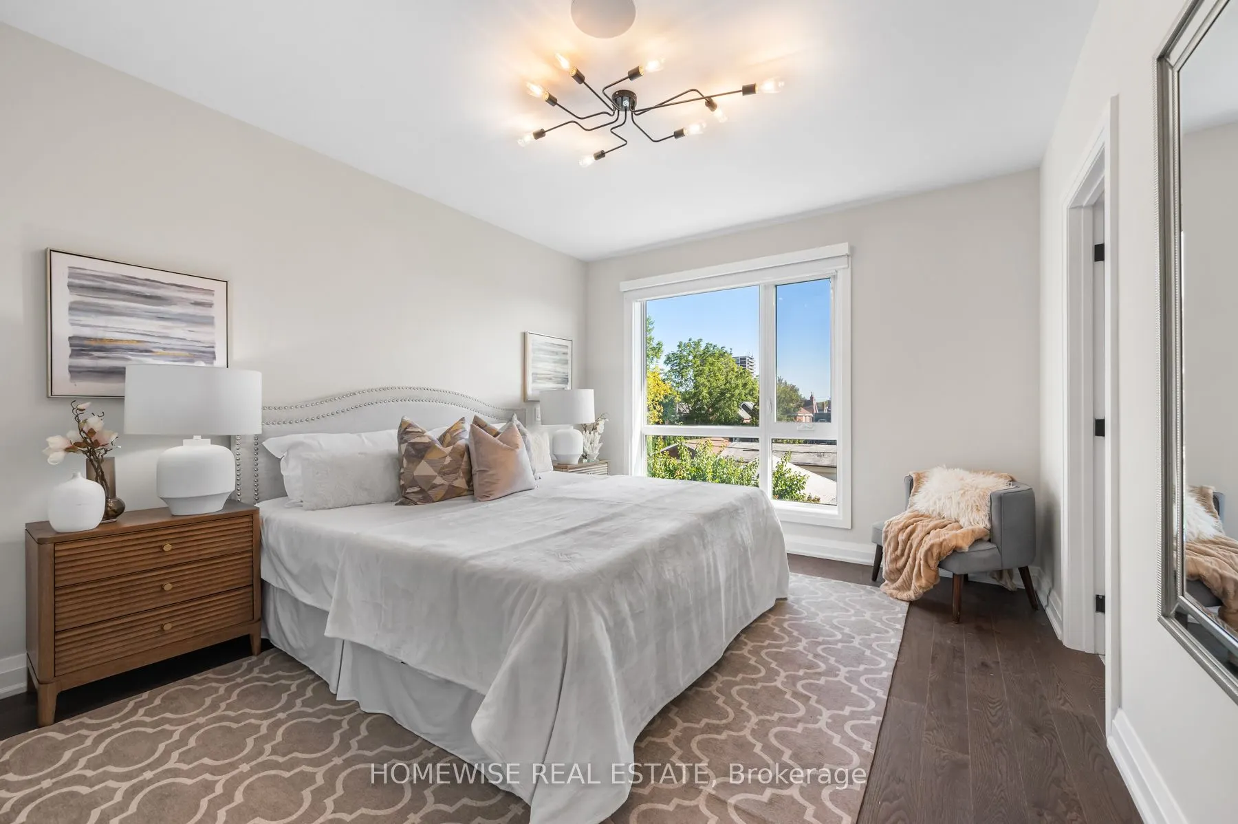 17 Earnscliffe Road