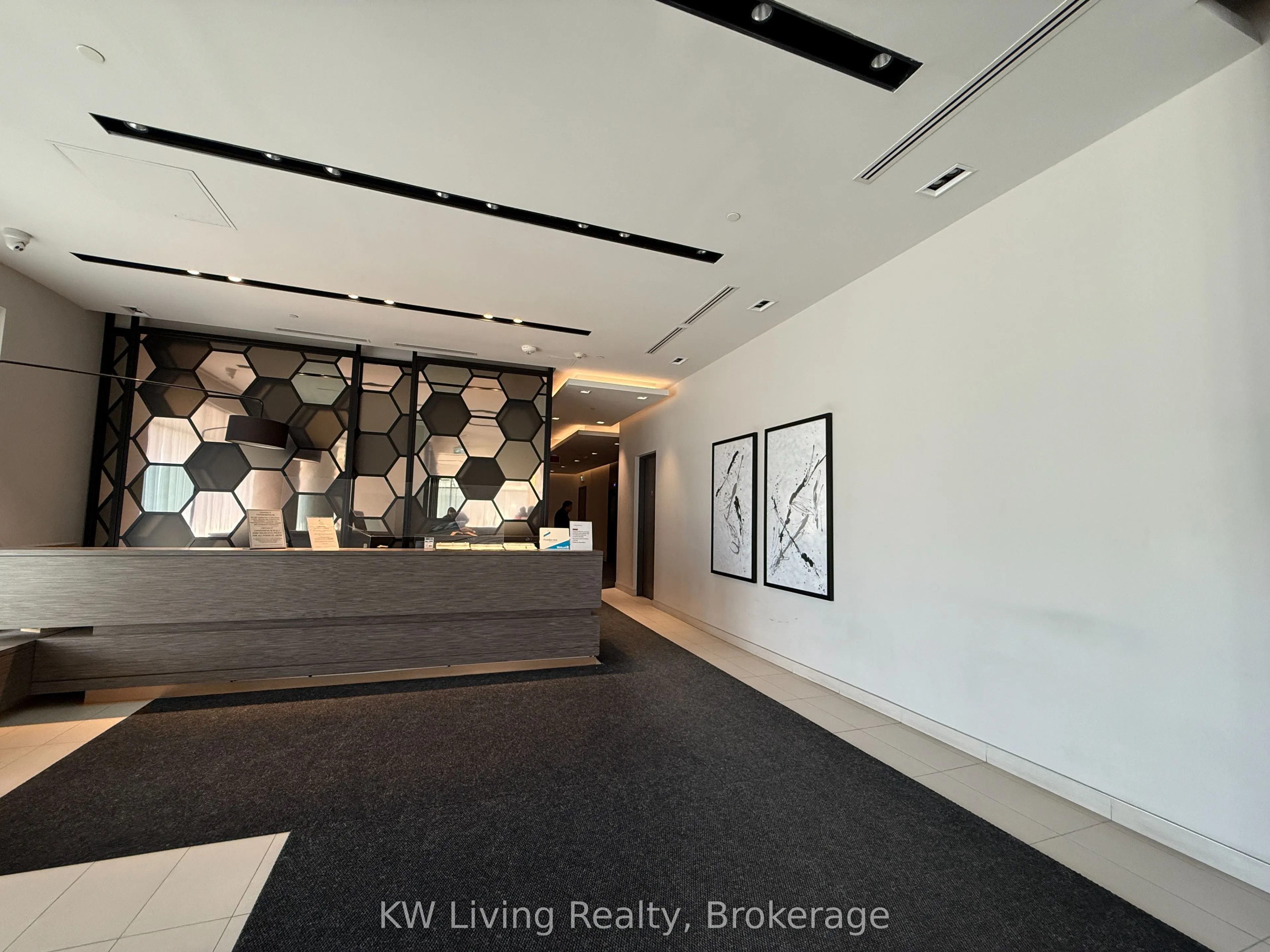 128 Fairview Mall Drive, #1510
