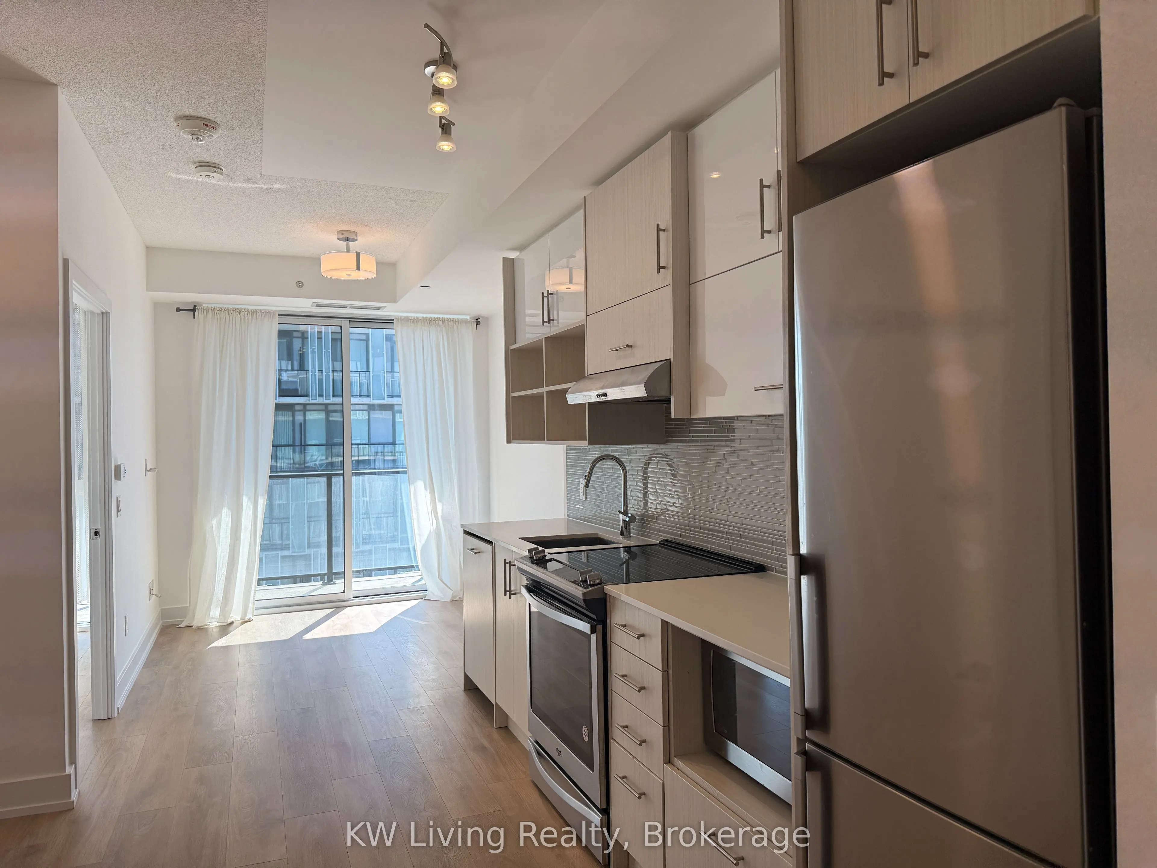 128 Fairview Mall Drive, #1510