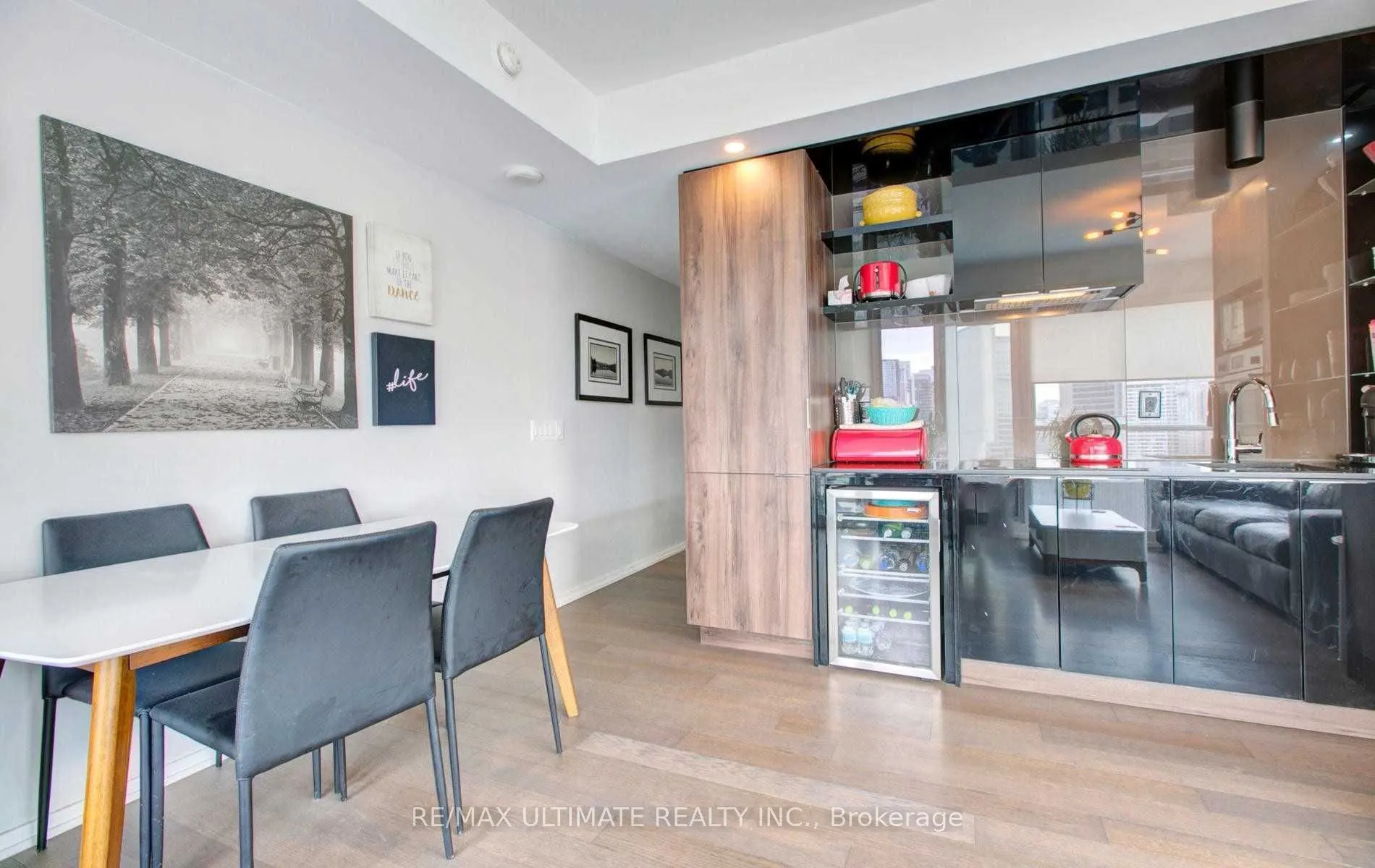 70 Temperance Street, #1715