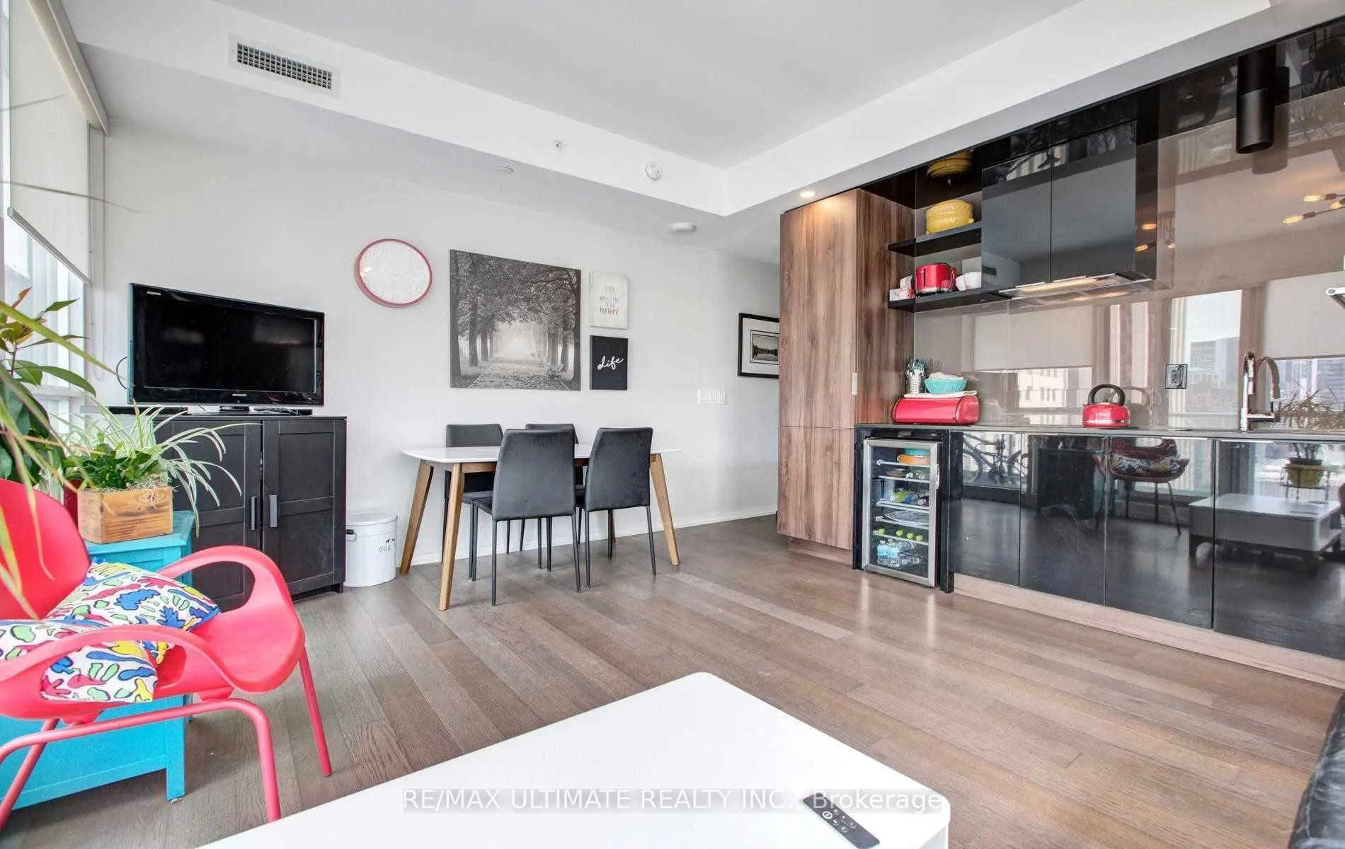 70 Temperance Street, #1715