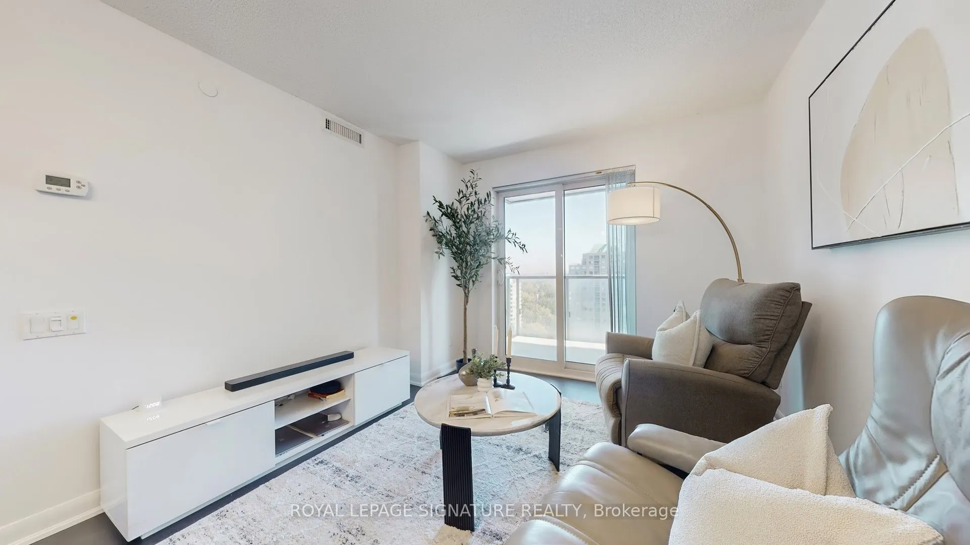 5162 Yonge Street, #1807