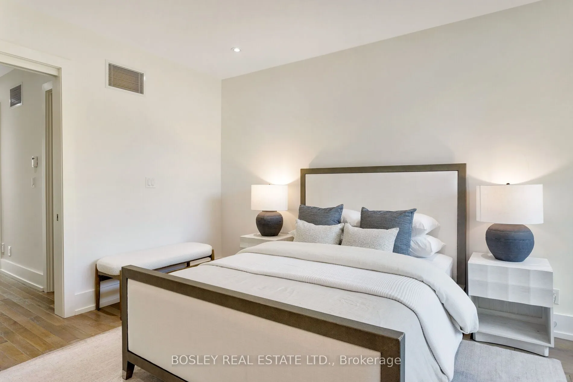 5B Sylvan Avenue, #6