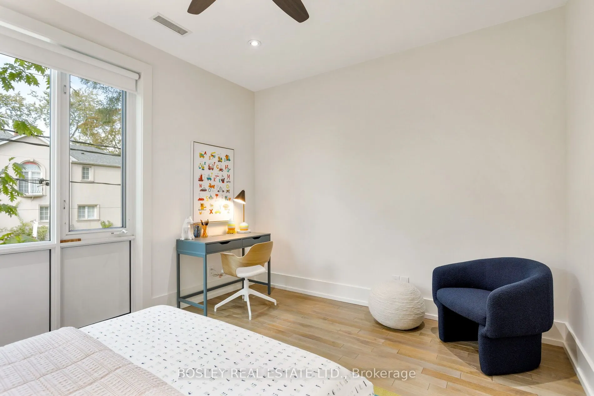 5B Sylvan Avenue, #6