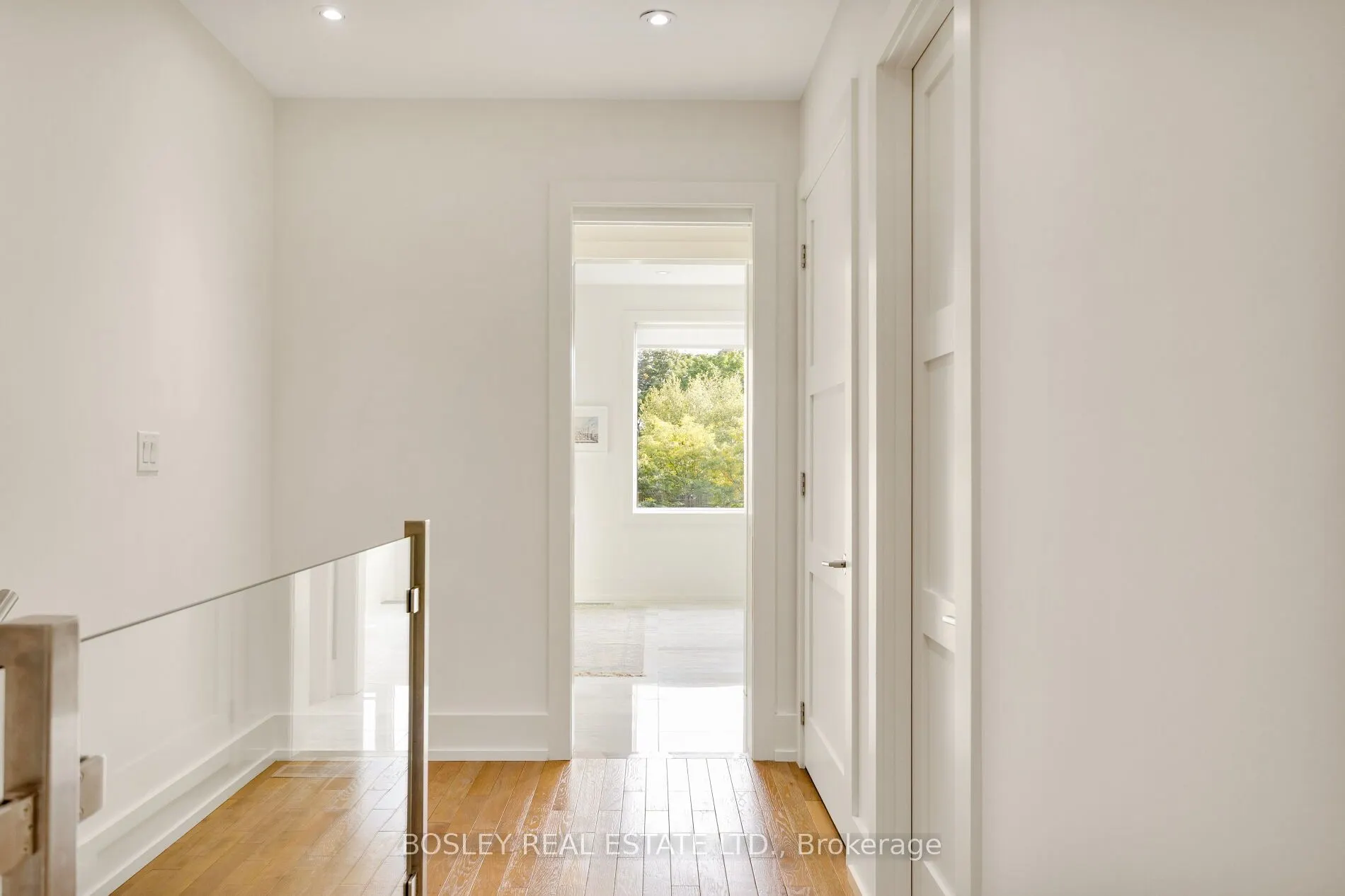 5B Sylvan Avenue, #6