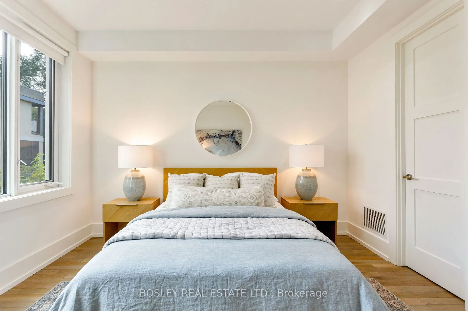 5B Sylvan Avenue, #6