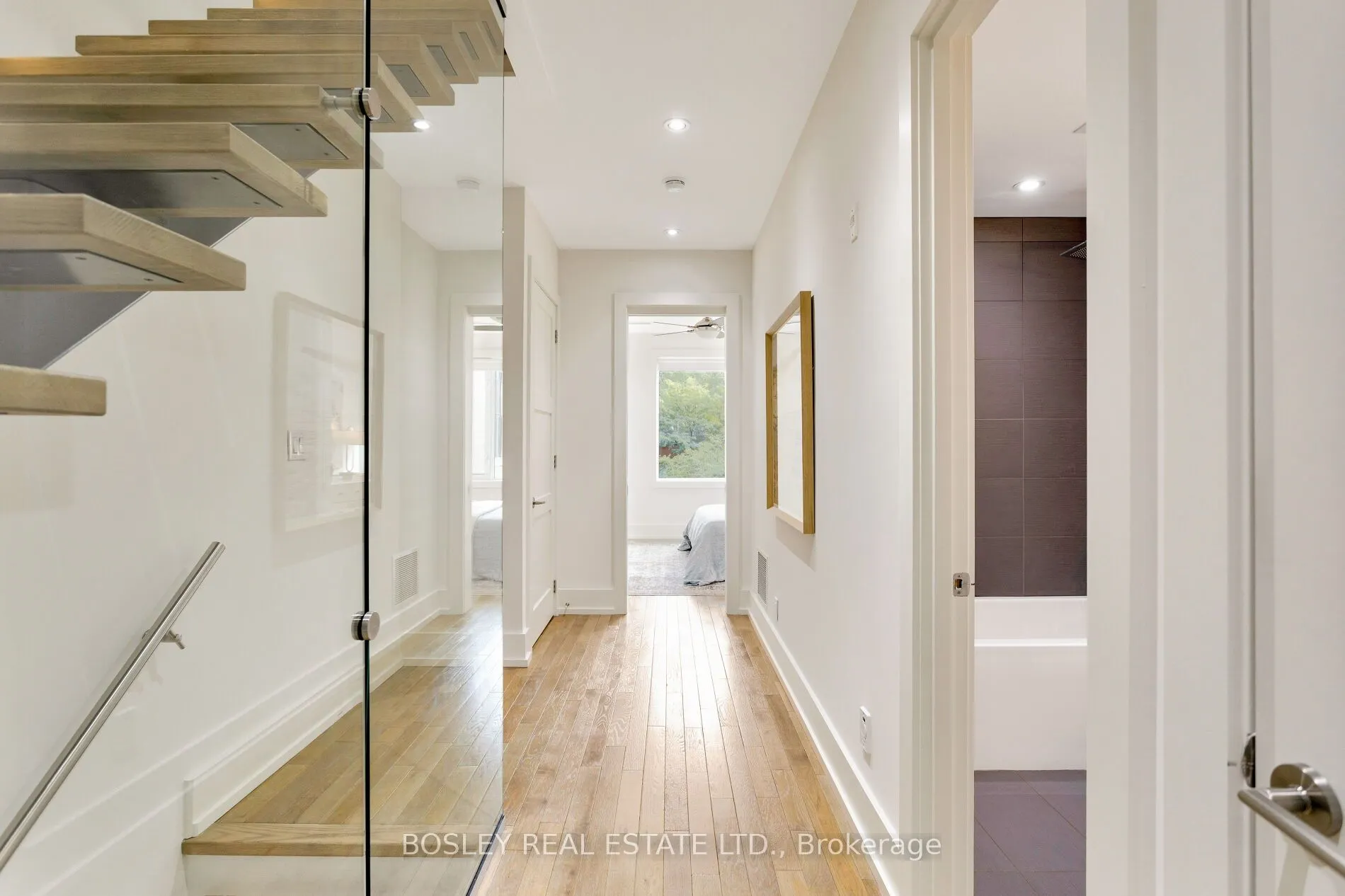 5B Sylvan Avenue, #6