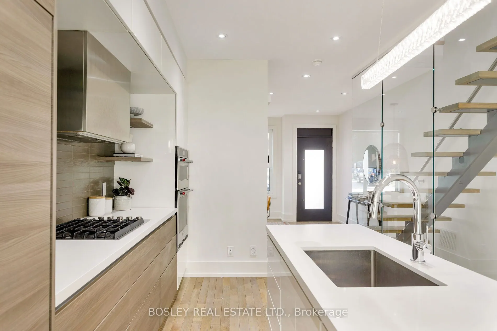 5B Sylvan Avenue, #6