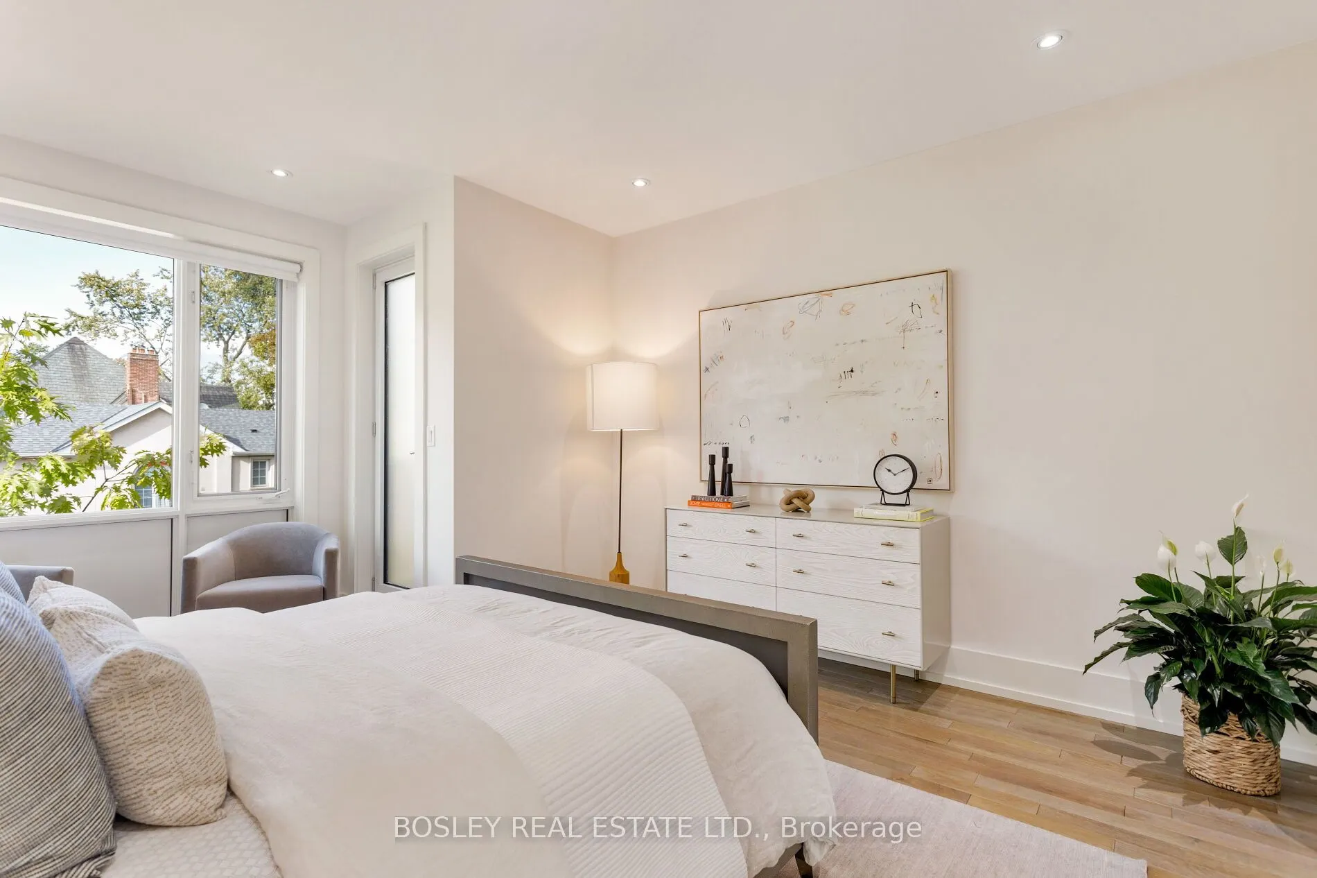 5B Sylvan Avenue, #6