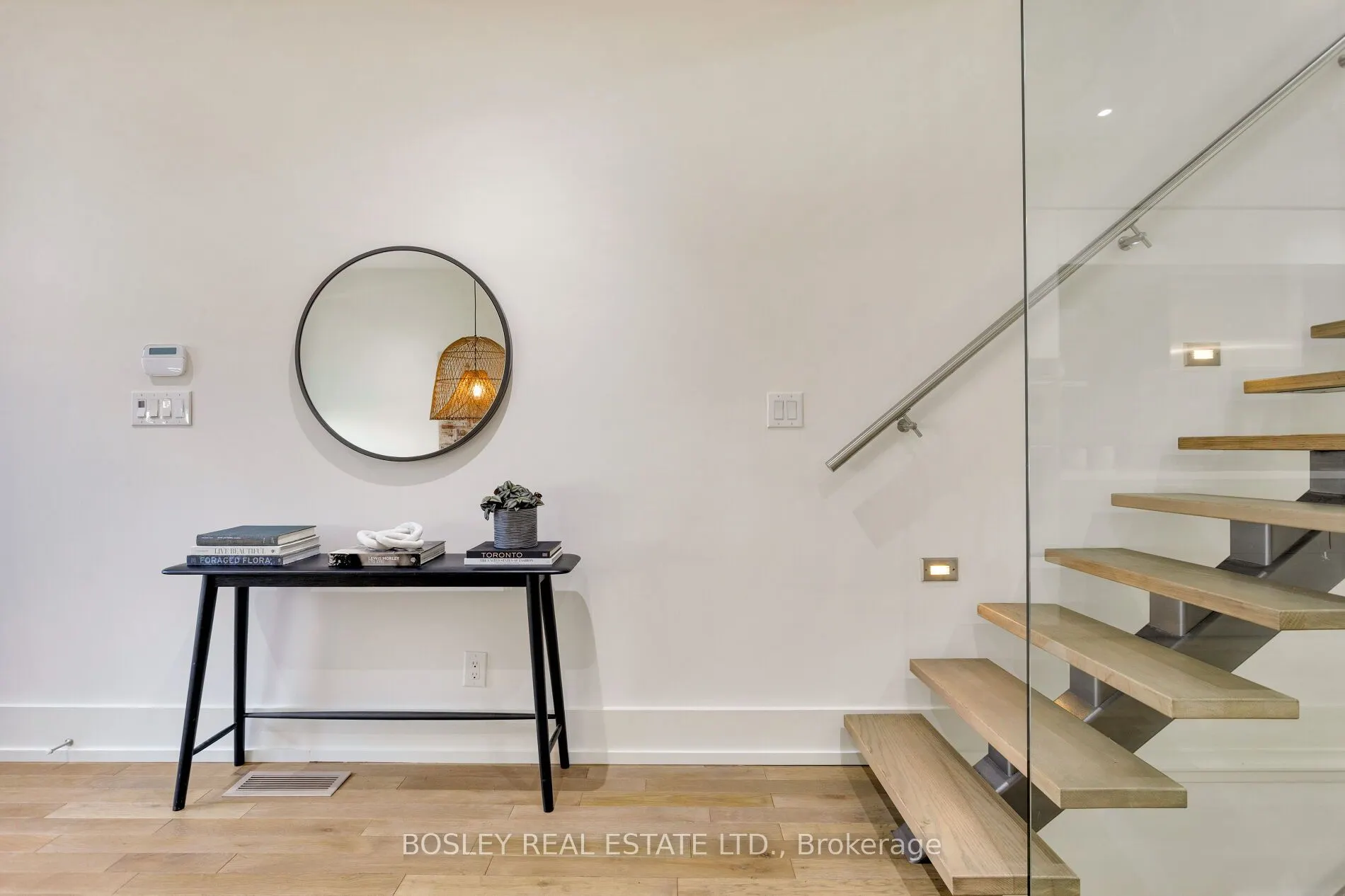 5B Sylvan Avenue, #6