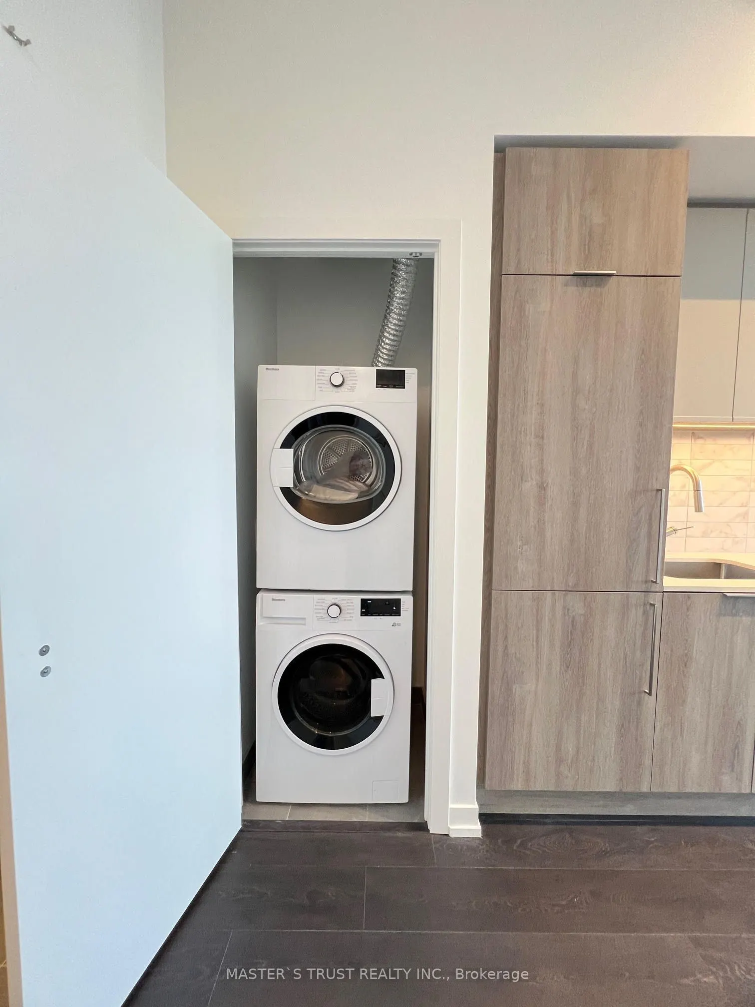 2020 Bathurst Street, #931