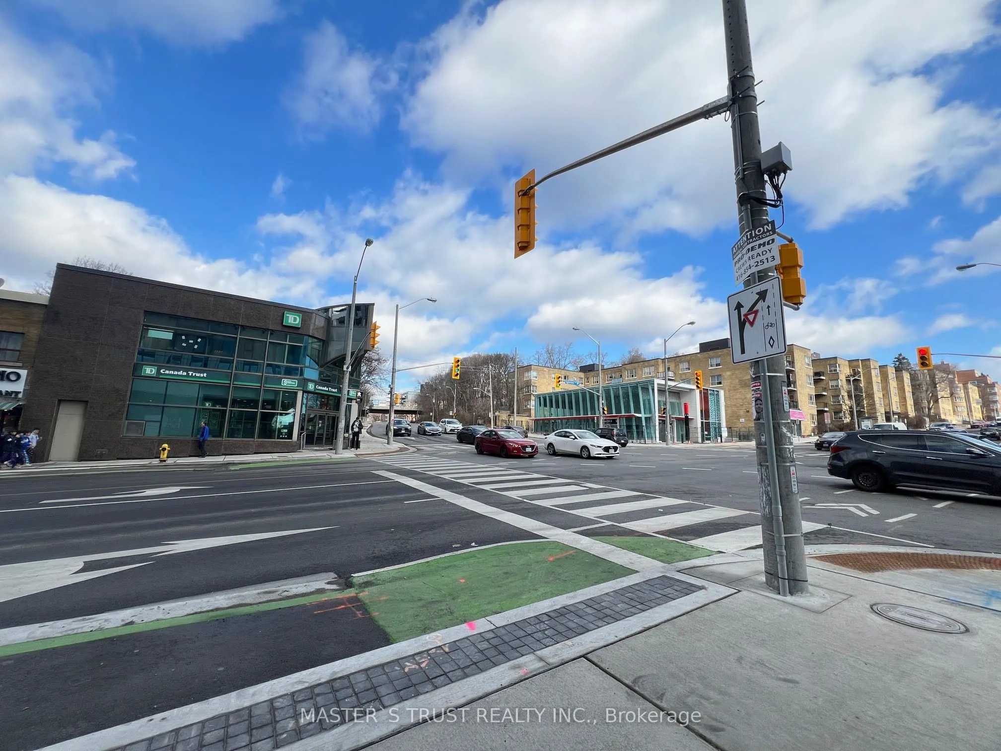 2020 Bathurst Street, #931