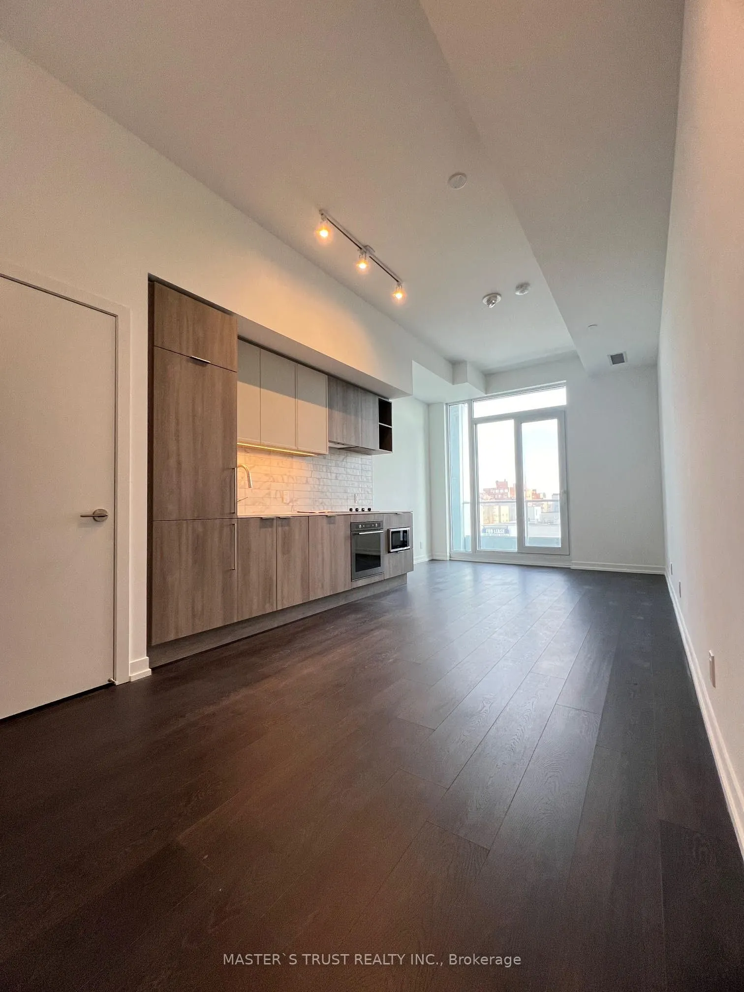2020 Bathurst Street, #931