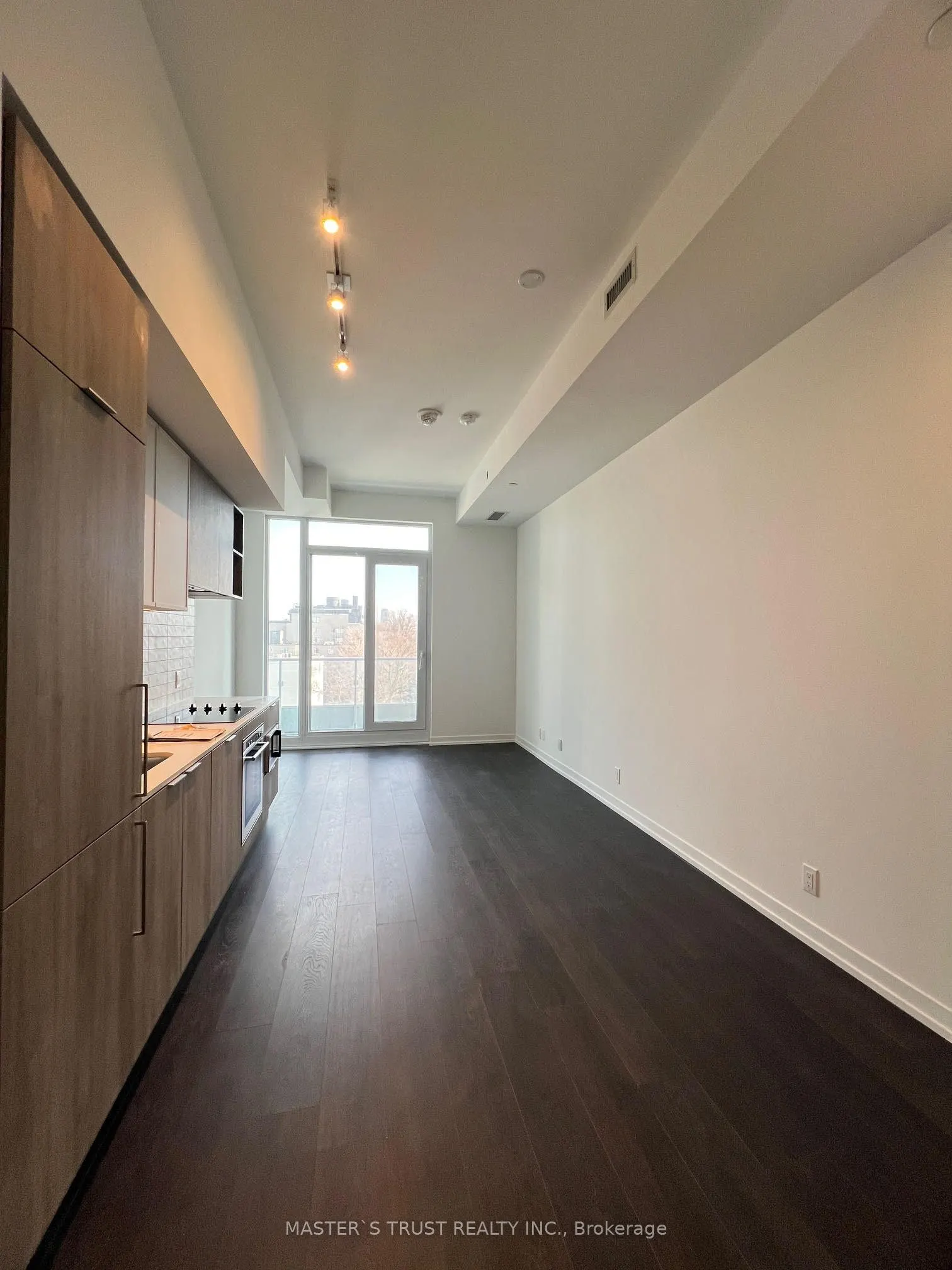 2020 Bathurst Street, #931