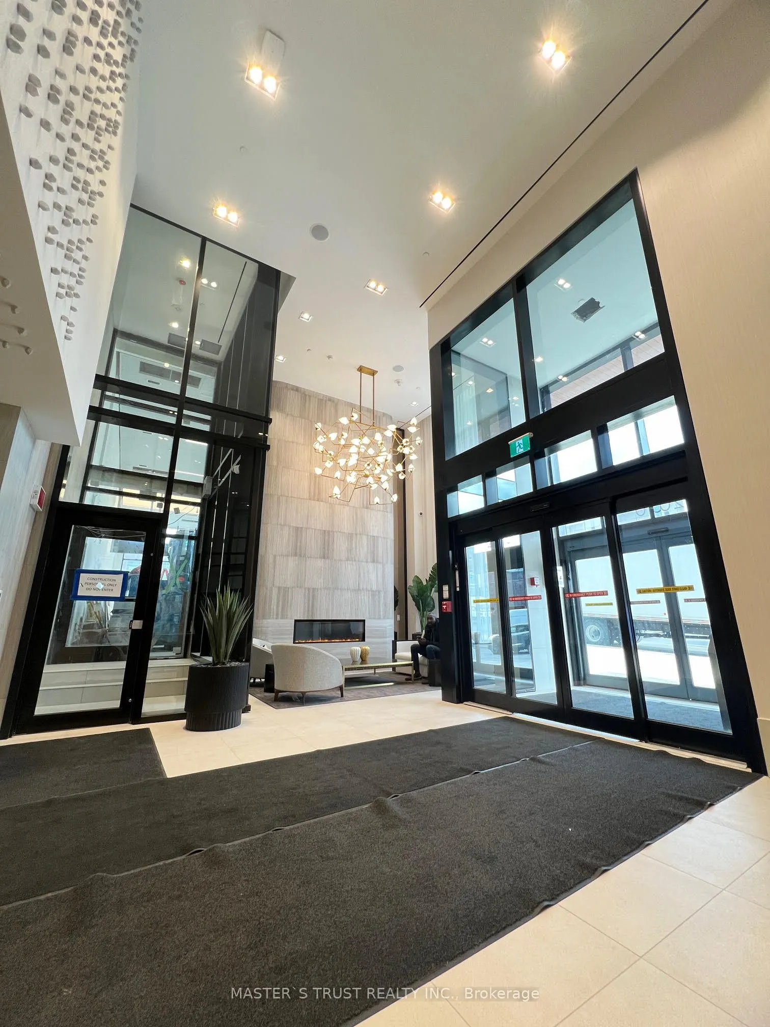 2020 Bathurst Street, #931
