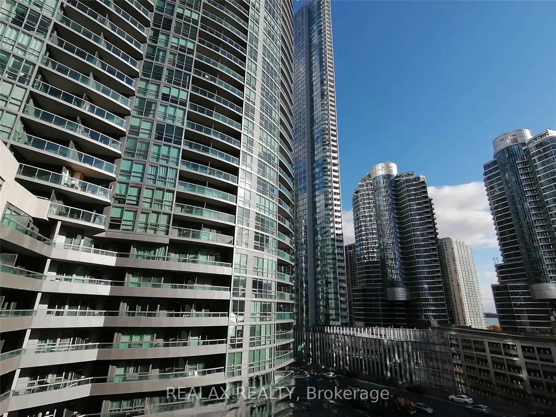 25 Lower Simcoe Street, #1102