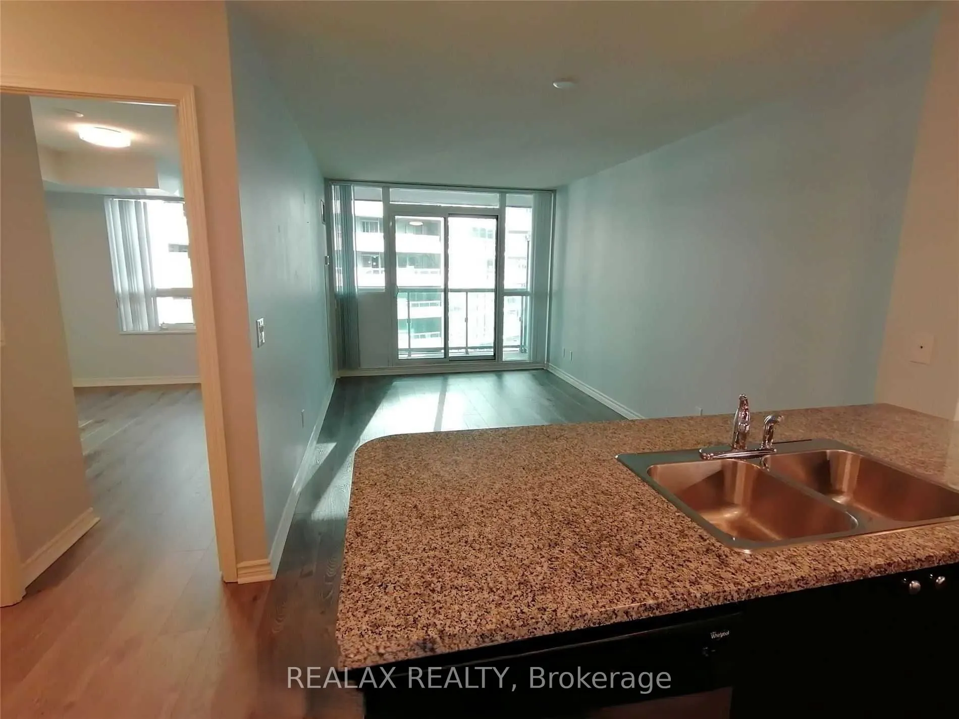 25 Lower Simcoe Street, #1102