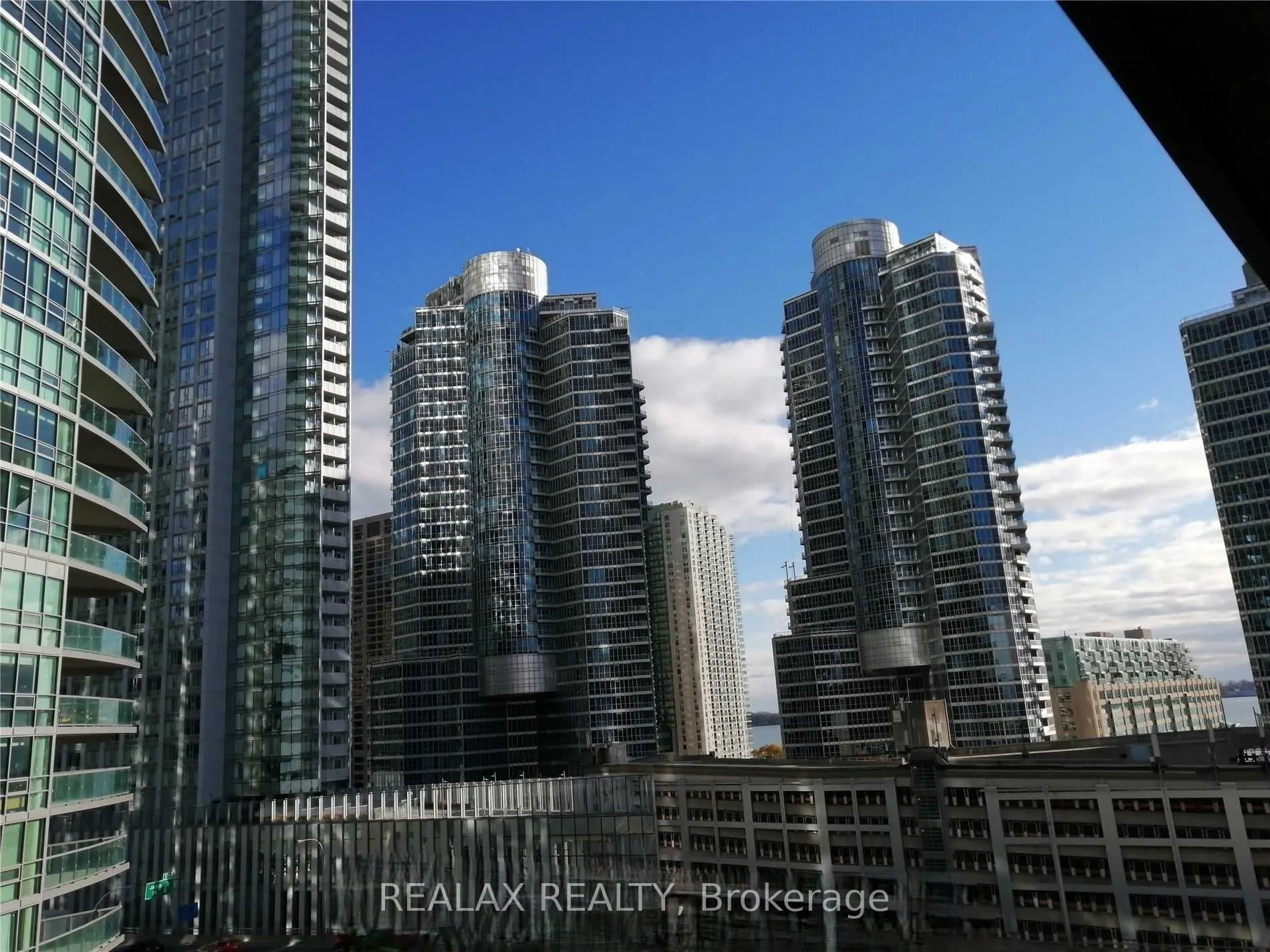 25 Lower Simcoe Street, #1102