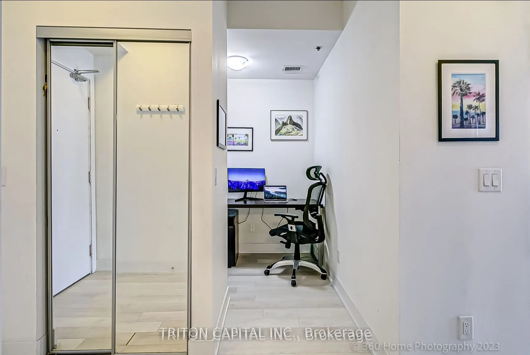 318 Richmond Street W, #3407