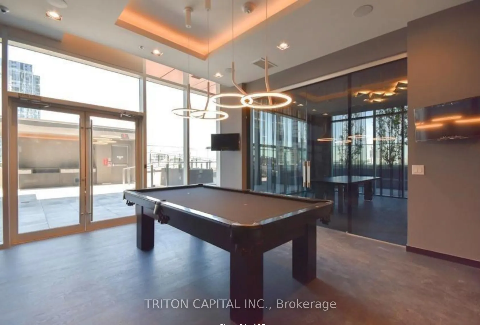 318 Richmond Street W, #3407