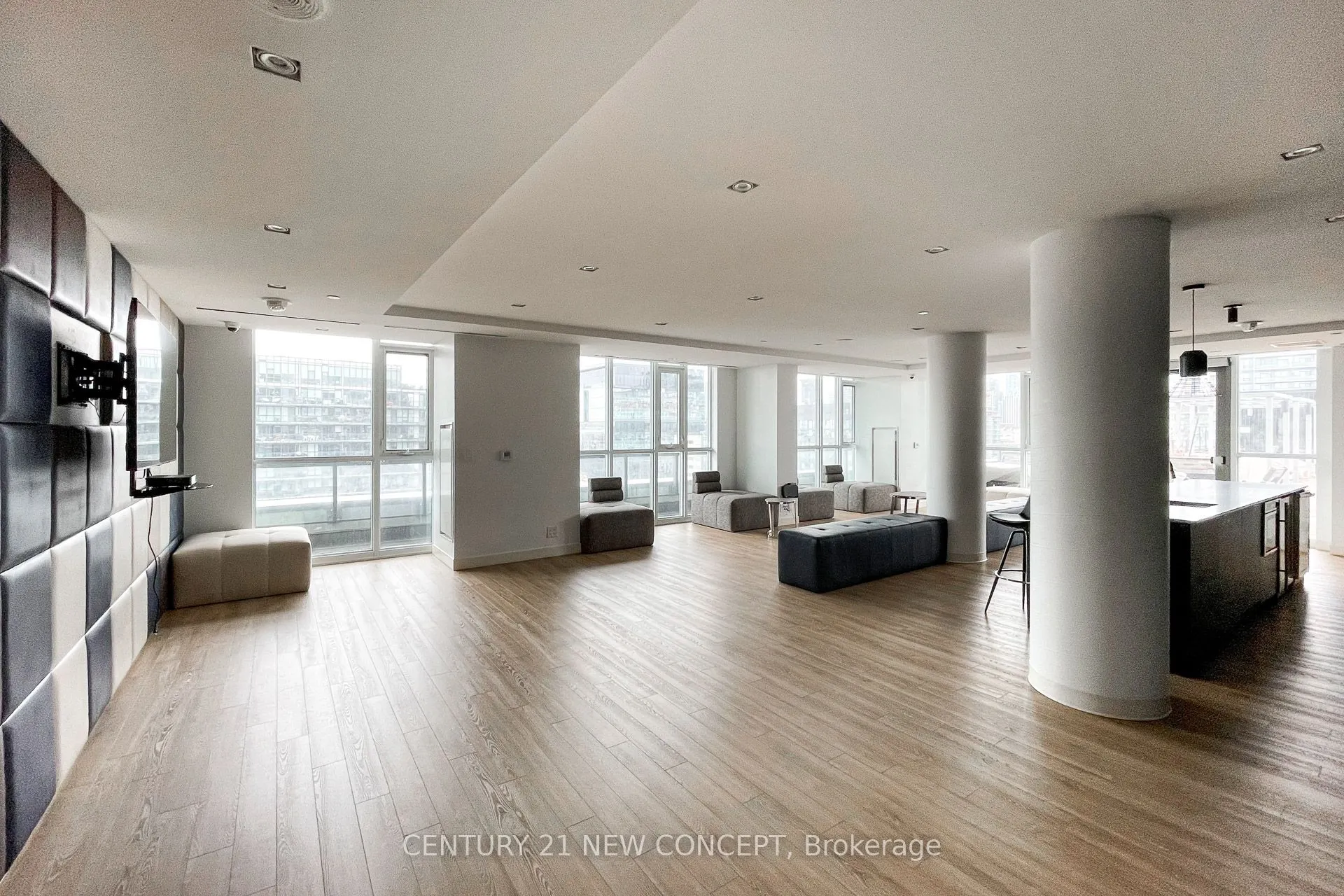 120 Parliament Street, #2201