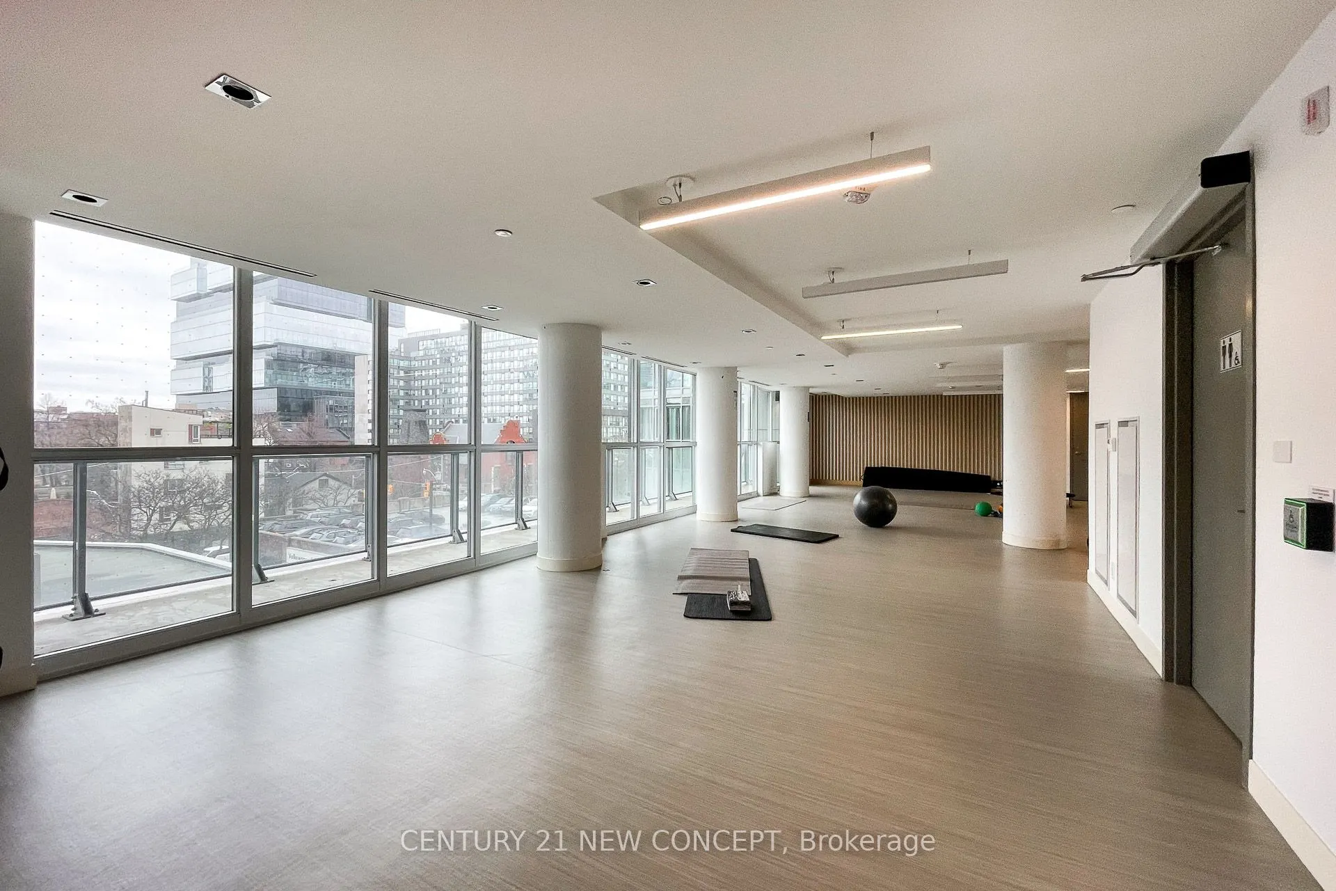 120 Parliament Street, #2201
