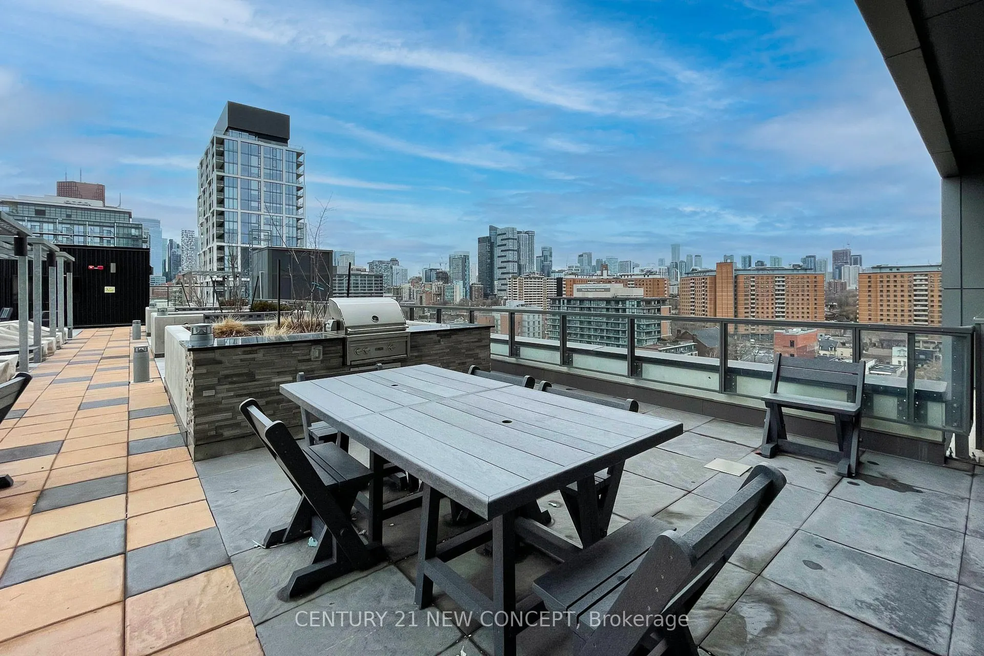 120 Parliament Street, #2201
