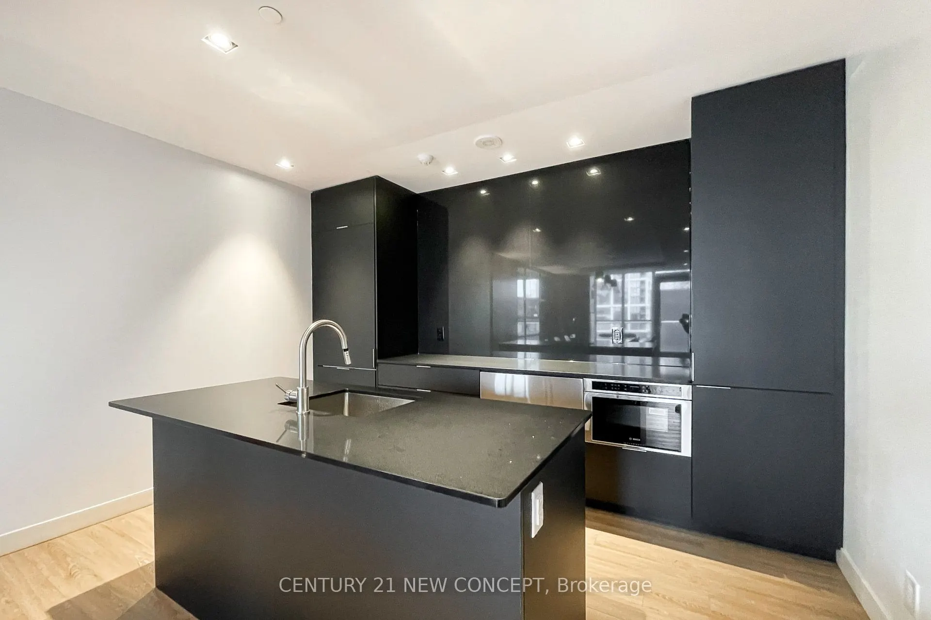 120 Parliament Street, #2201