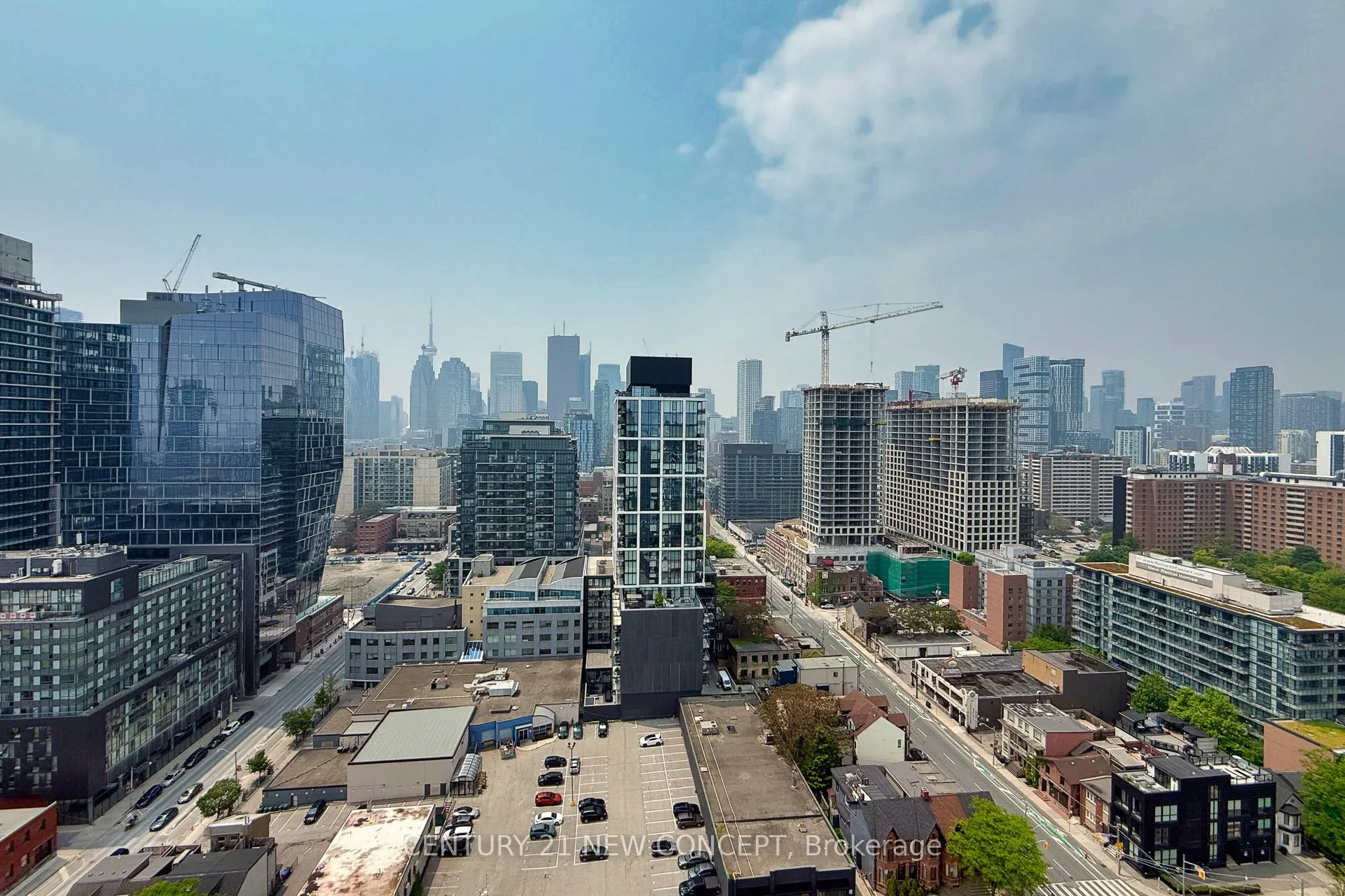 120 Parliament Street, #2201
